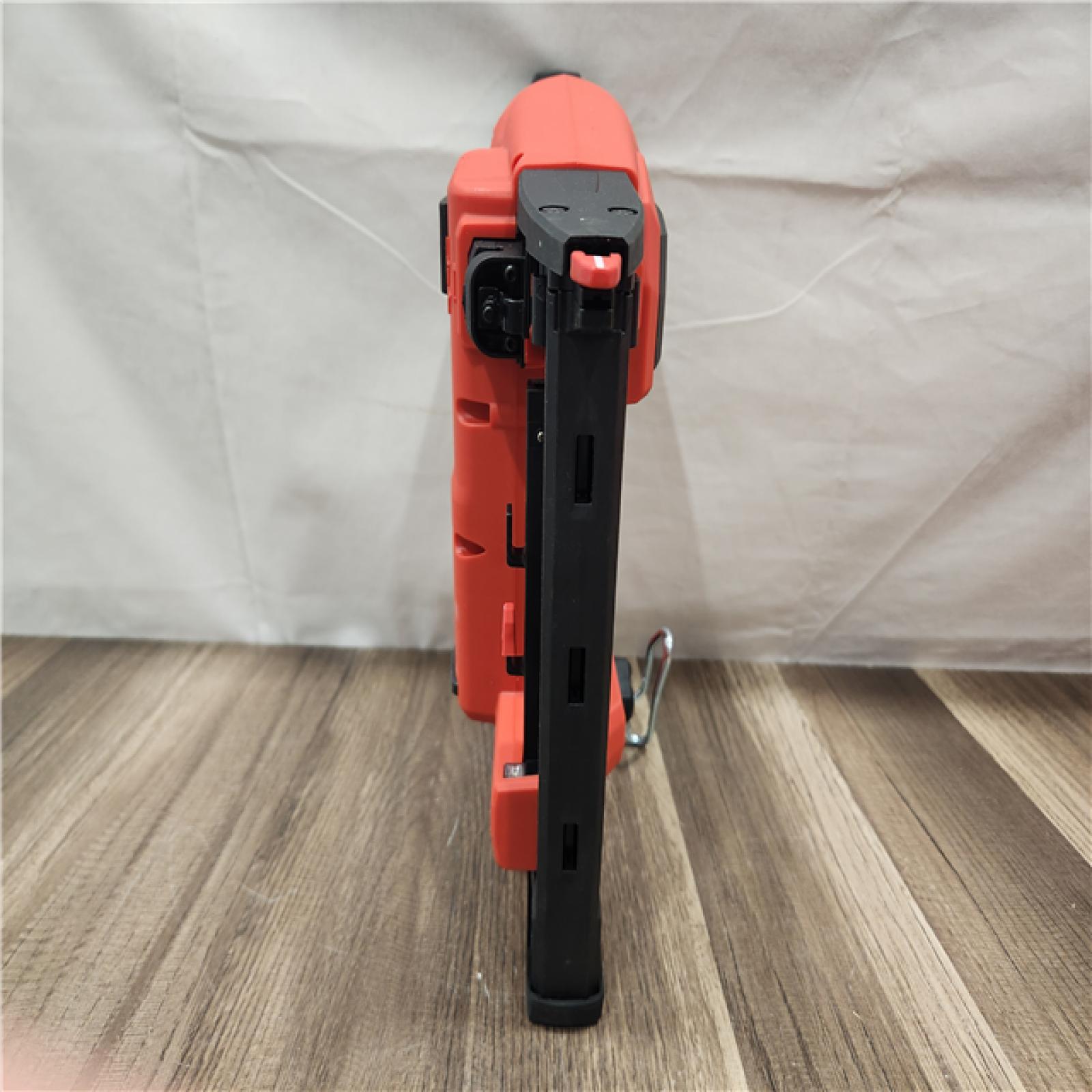 AS-IS- MILWAUKEE FUEL 18V Cordless 18-Gauge 1/4 in. Narrow Crown Stapler (Tool-Only)