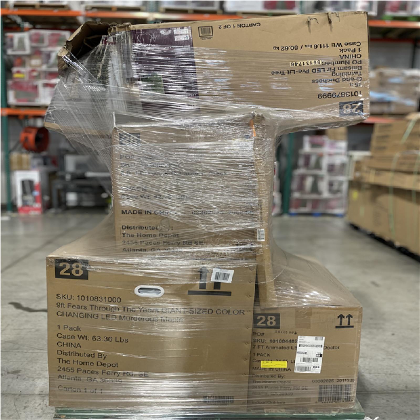 DALLAS LOCATION- AS-IS ASSORTED HOLIDAY DECORATION PALLET