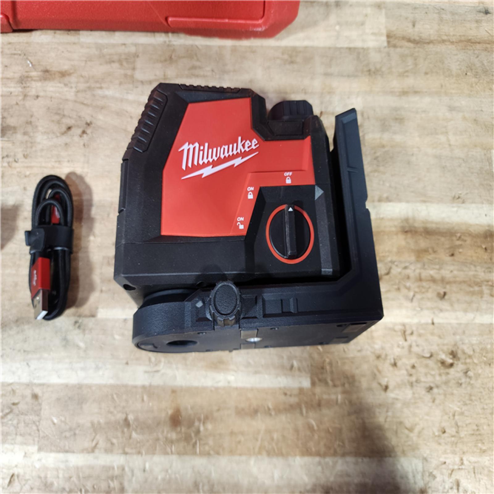 HOUSTON LOCATION - AS - IS Milwaukee 100 ft. REDLITHIUM Lithium-Ion USB Green Rechargeable Cross Line Laser Level with Charger