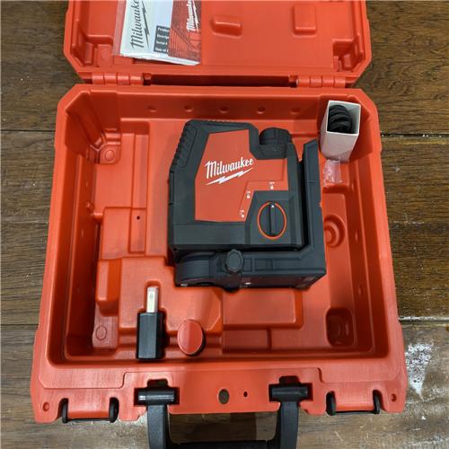AS-IS 100 Ft. REDLITHIUM Lithium-Ion USB Green Rechargeable Cross Line Laser Level with Charger