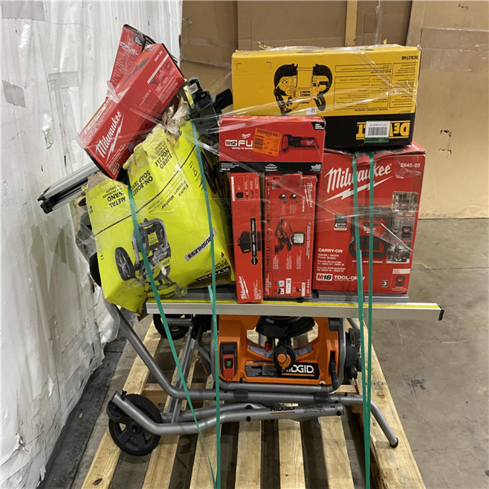 Houston Location AS IS - Tool Pallet