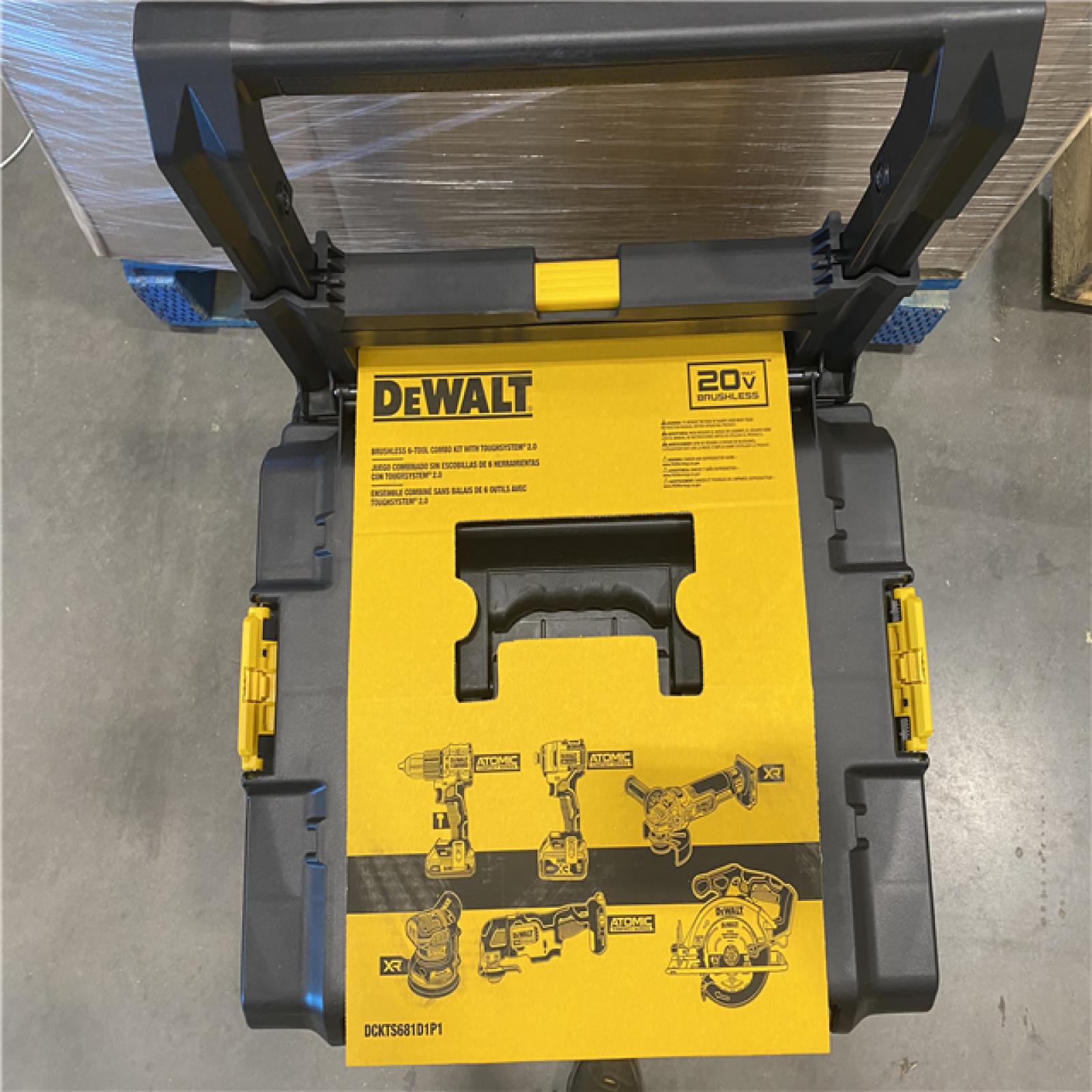 NEW Dewalt 20-Volt MAX ToughSystem Lithium-Ion 6-Tool Cordless Combo Kit