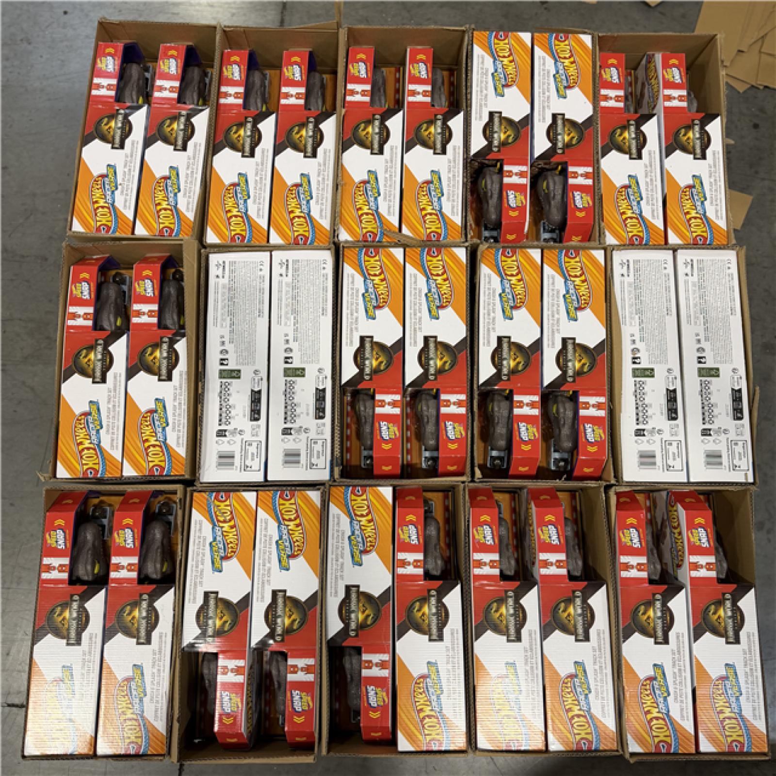 DALLAS LOCATION - NEW! BULLSEYE Jurassic World Hot Wheels Racer Verse Rebirth Crash and Splash Track Set and Die-Cast Dinosaur Toy Car PALLET-(30 UNITS)