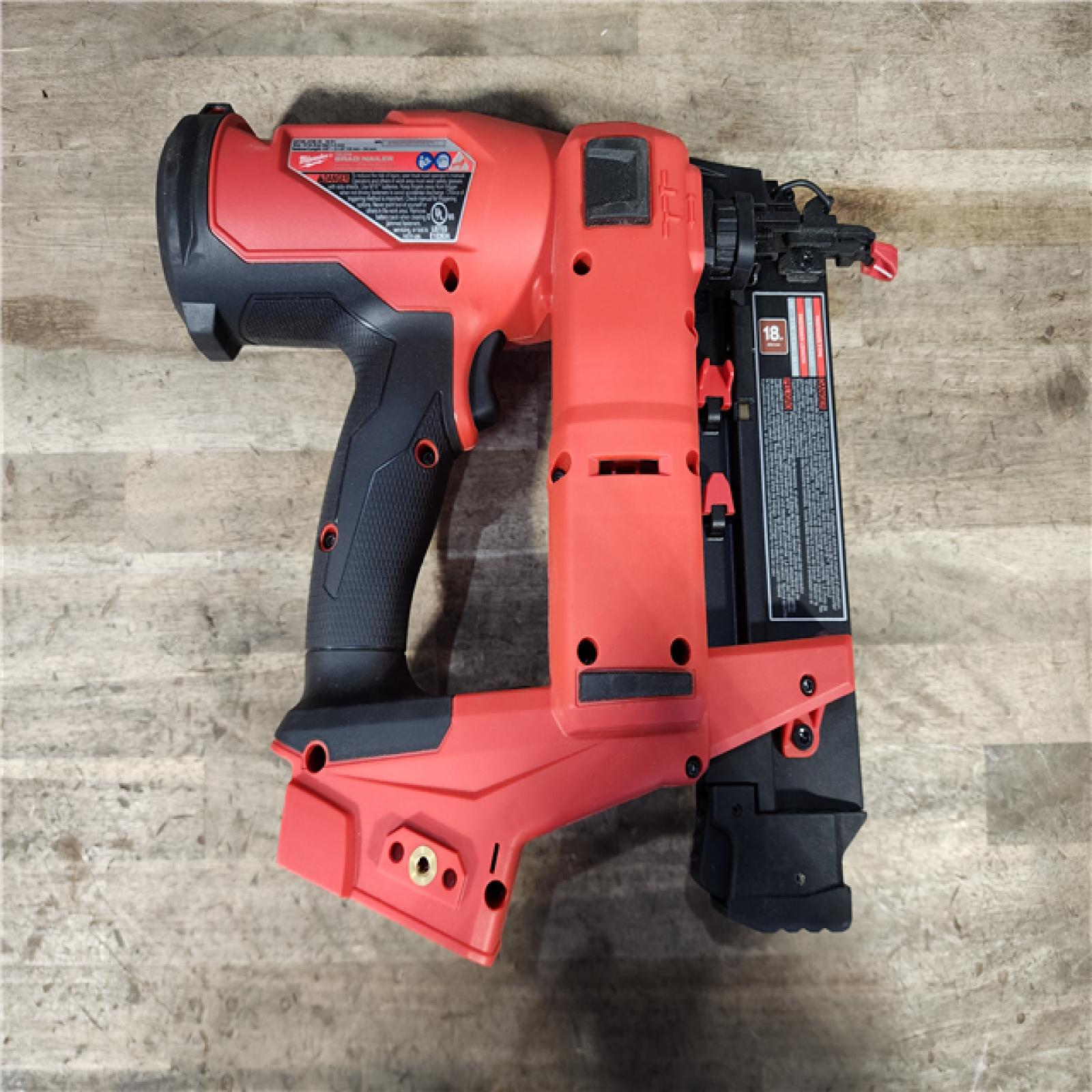 HOUSTON LOCATION - AS-IS (APPEARS LIKE NEW) Milwaukee M18 FUEL 18 Gauge Brad Nailer (TOOL ONLY)