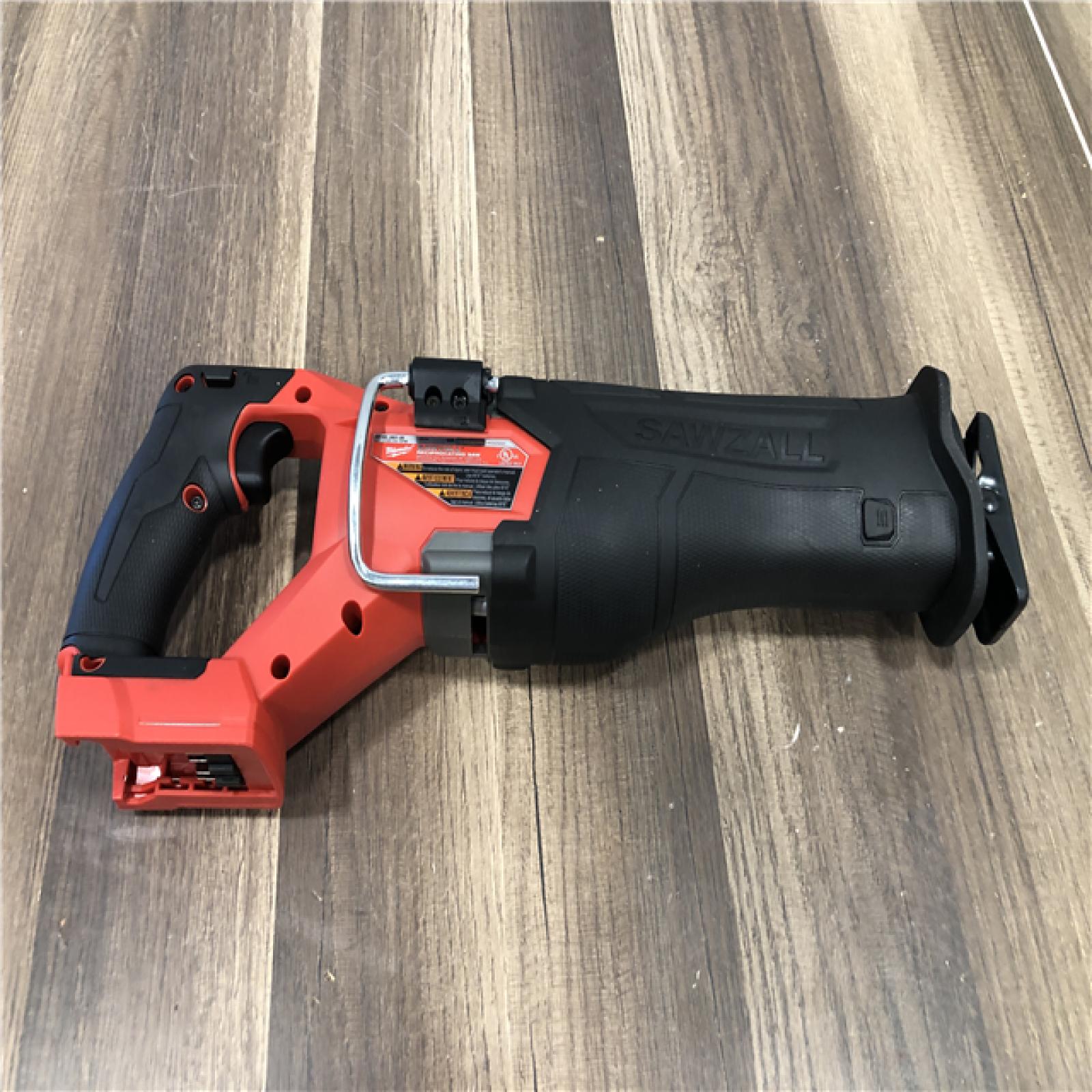 AS-IS Milwaukee  FUEL GEN-2 18V Lithium-Ion Brushless Cordless SAWZALL Reciprocating Saw (Tool-Only)