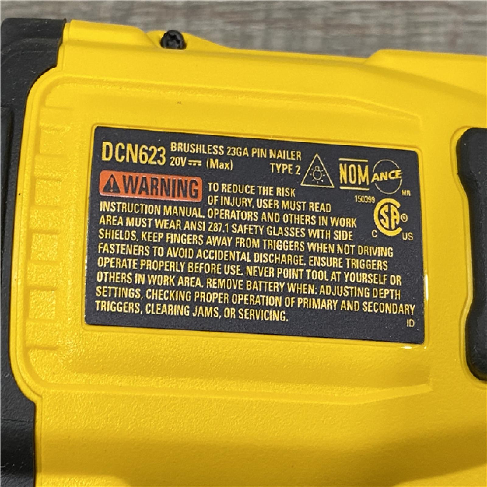 AS-IS DEWALT ATOMIC 20V MAX Lithium Ion Cordless 23 Gauge Pin Nailer Kit