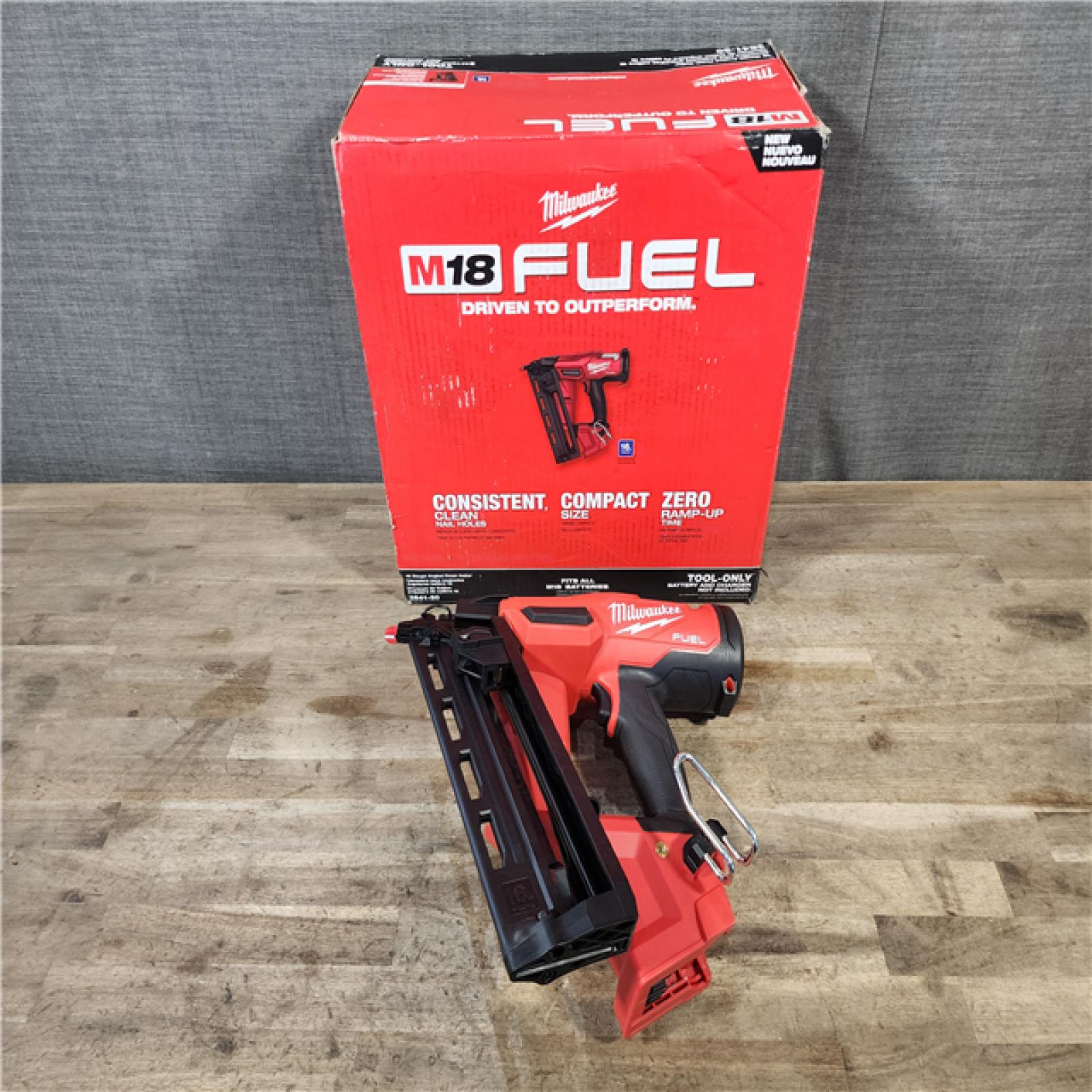 HOUSTON LOCATION - AS-IS (APPEARS LIKE NEW) Milwaukee 2841-20 18V Cordless Gen II 16 Gauge Angled Finish Nailer (Tool Only)