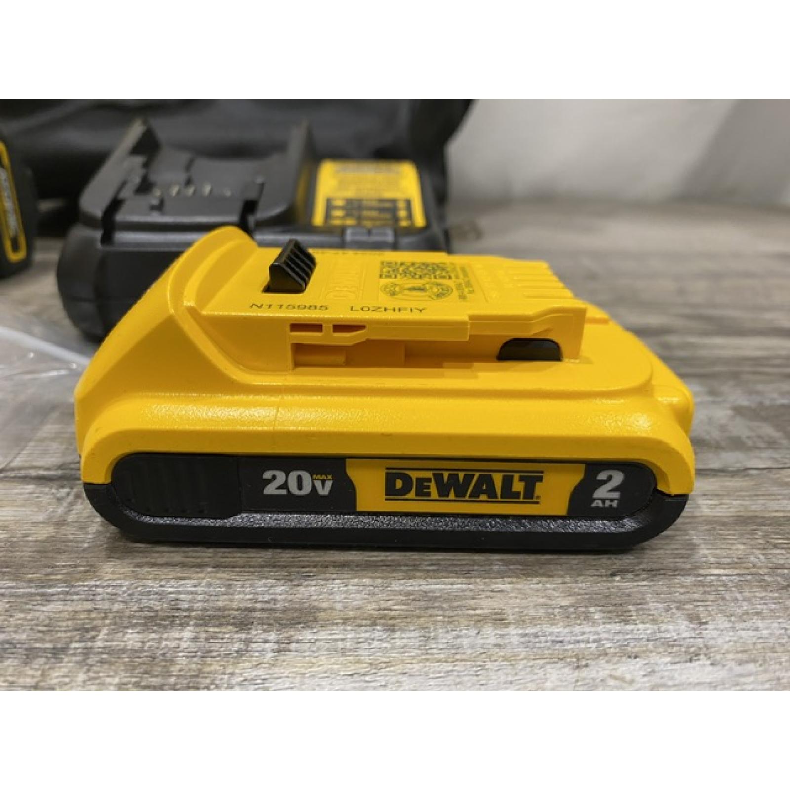 AS-IS DEWALT Atomic 20V Max Lithium-Ion Brushless Cordless Compact 1/4 in. Impact Driver Kit