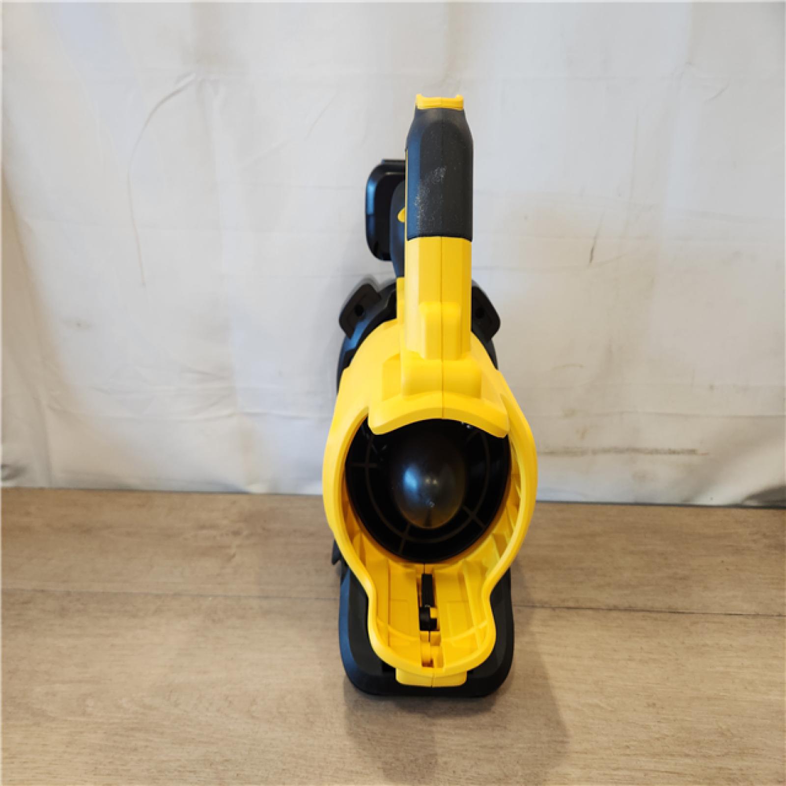 AS-IS- DEWALT 20V MAX* XR Brushless Cordless Handheld Blower Kit