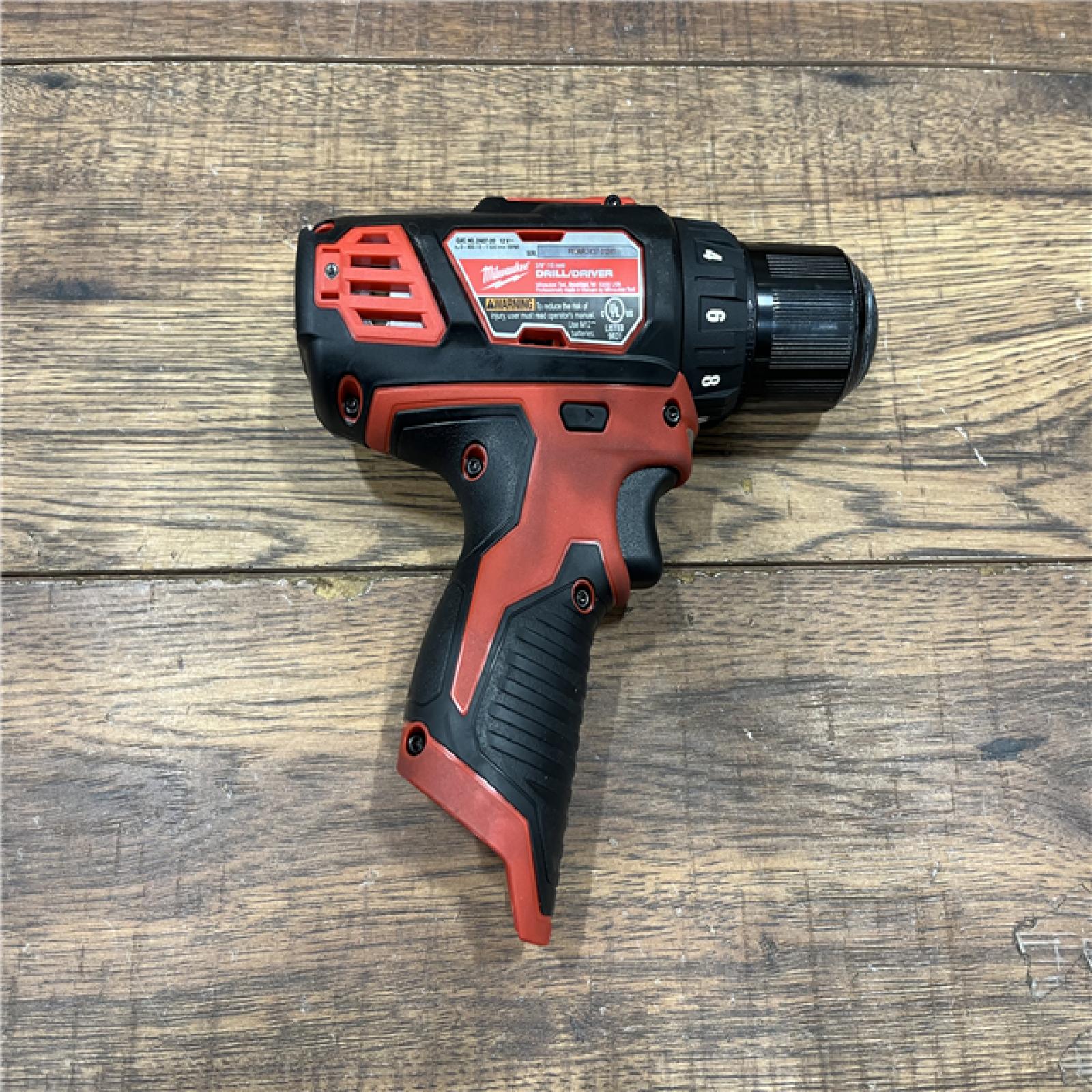 AS-IS MILWAUKEE M12 12V Lithium-Ion Cordless 3/8 in. Drill/Driver Kit with Two 1.5 Ah Batteries, Charger and Tool Bag