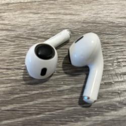 AS-IS Apple AirPods Pro 2 With MagSafe Charging Case (USB-C)