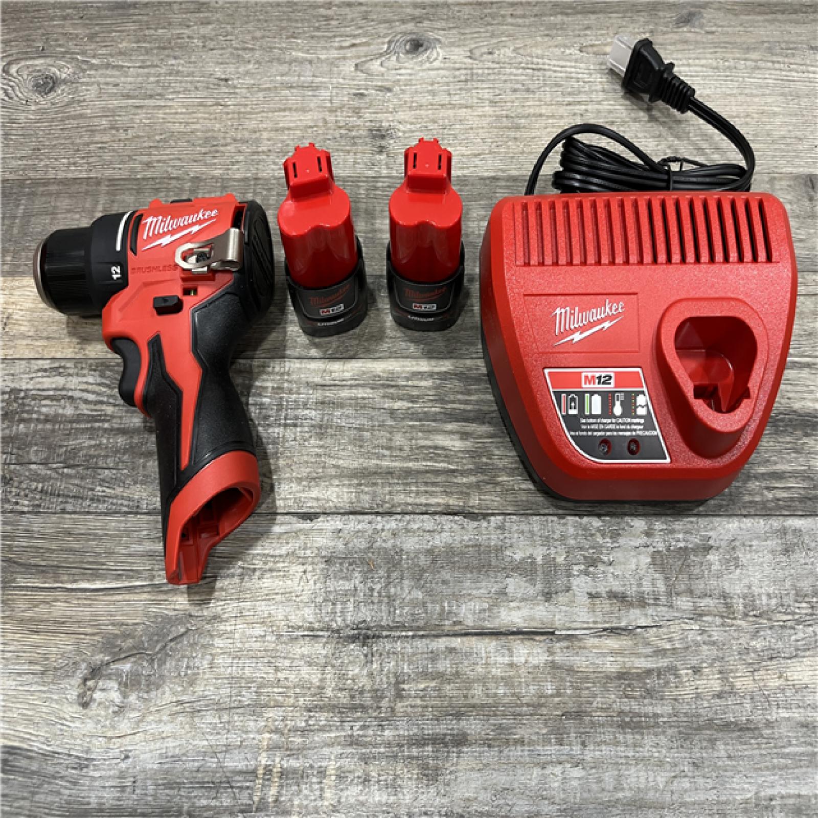 AS-IS Milwaukee 12-Volt Lithium-Ion Brushless Cordless Subcompact Brushless Drill Driver Kit