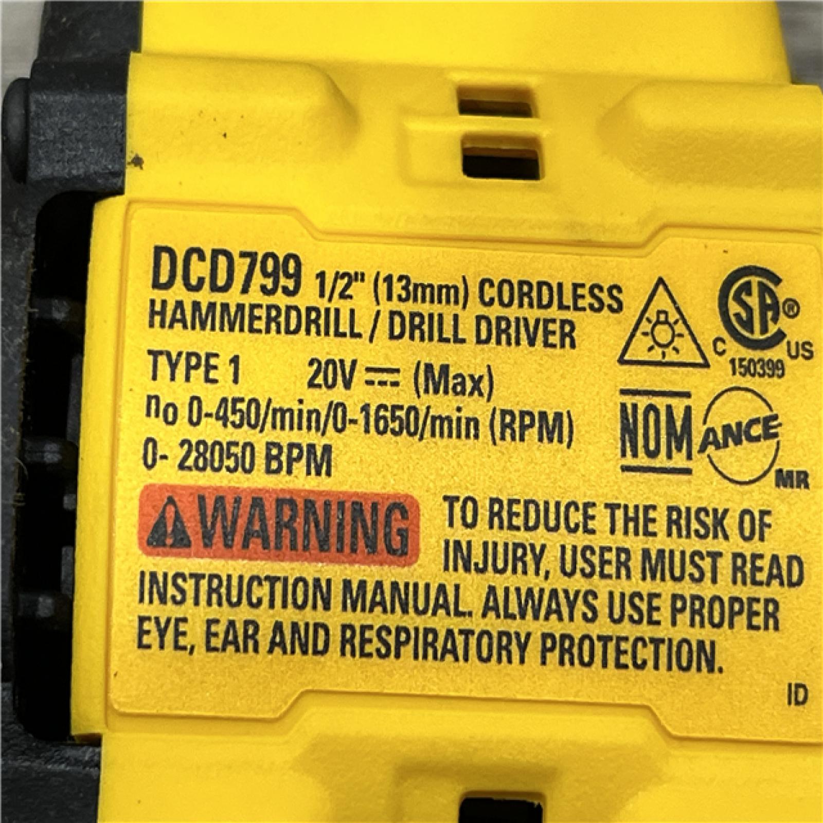 AS-IS DEWALT ATOMIC 20V Lithium-Ion Cordless 1/2 in. Hammer Drill Kit