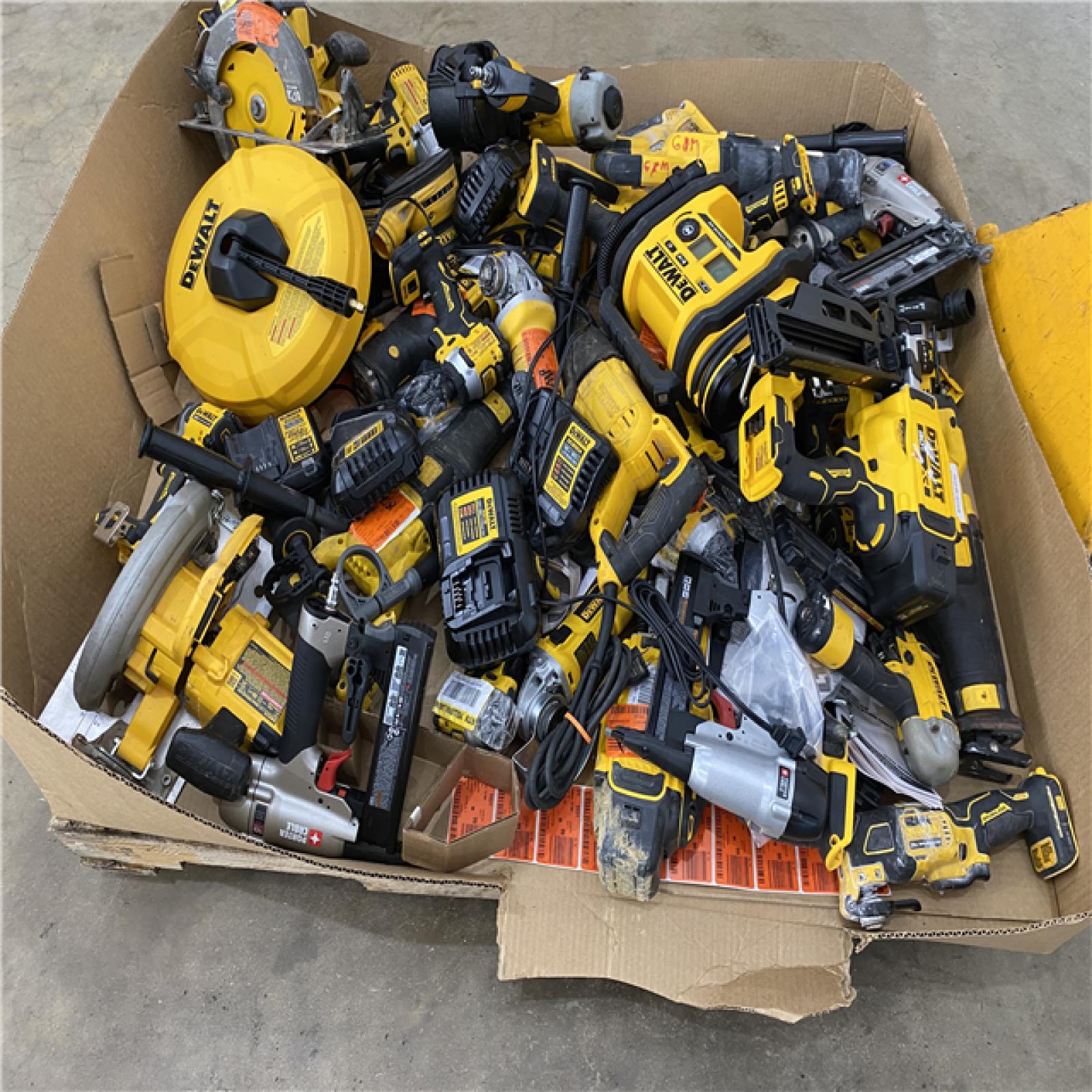 Houston Location AS IS - Tool Pallet