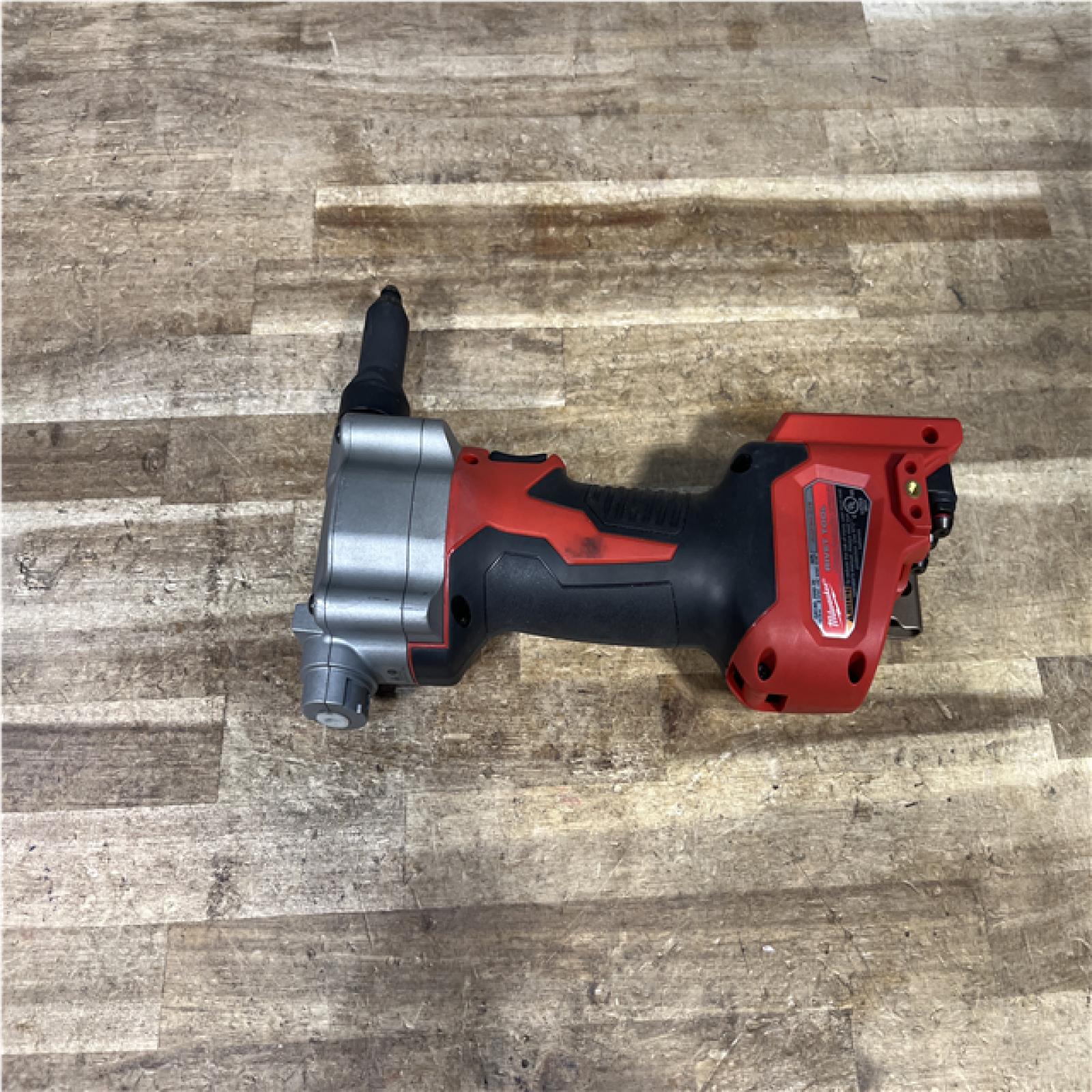 Houston Location AS-IS Milwaukee 12-Volt Lithium-Ion Cordless Rivet Tool (Tool-Only)