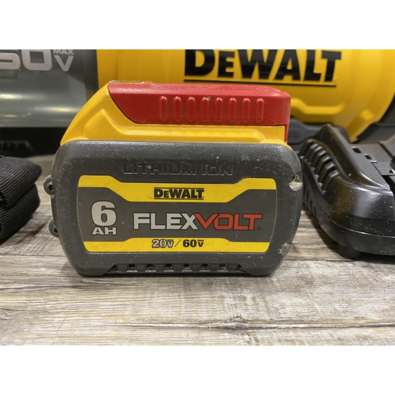 AS-IS DEWALT FLEXVOLT 60V MAX 160 MPH 760 CFM Brushless Cordless Axial Blower Kit