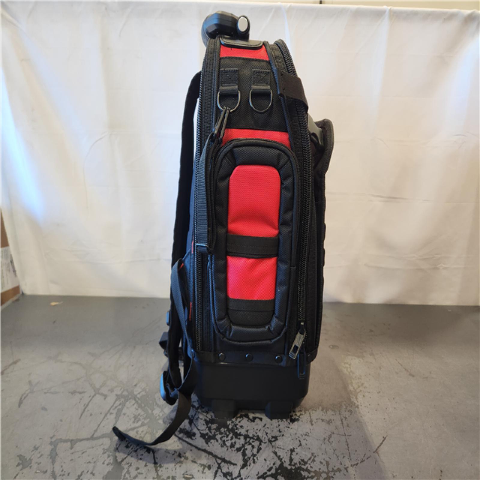 AS-IS- Milwaukee PACKOUT Structured Backpack