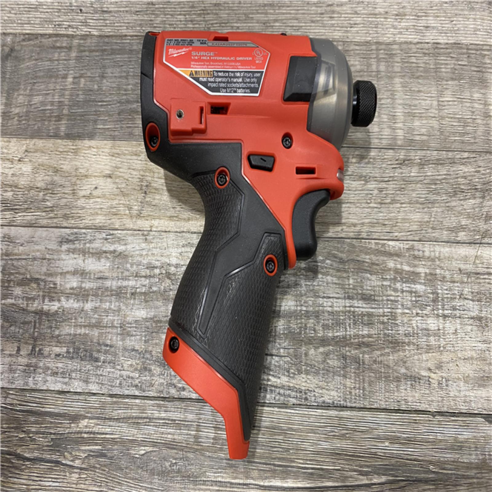 AS-IS Milwaukee FUEL SURGE 12V Lithium-Ion Brushless Cordless 1/4 in. Hex Impact Driver Compact Kit