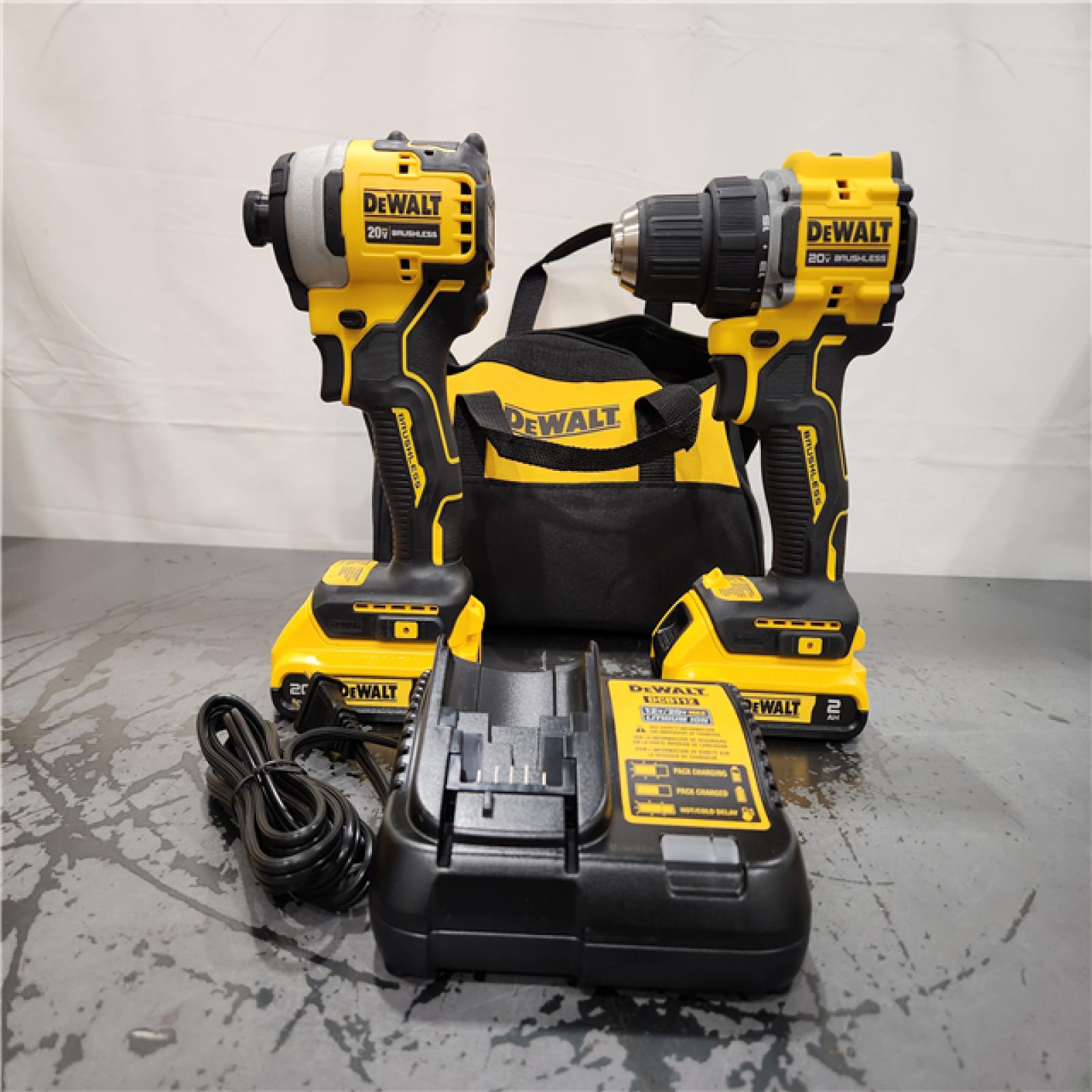 AS-IS- DEWALT ATOMIC 20-Volt MAX Lithium-Ion Cordless Combo Kit