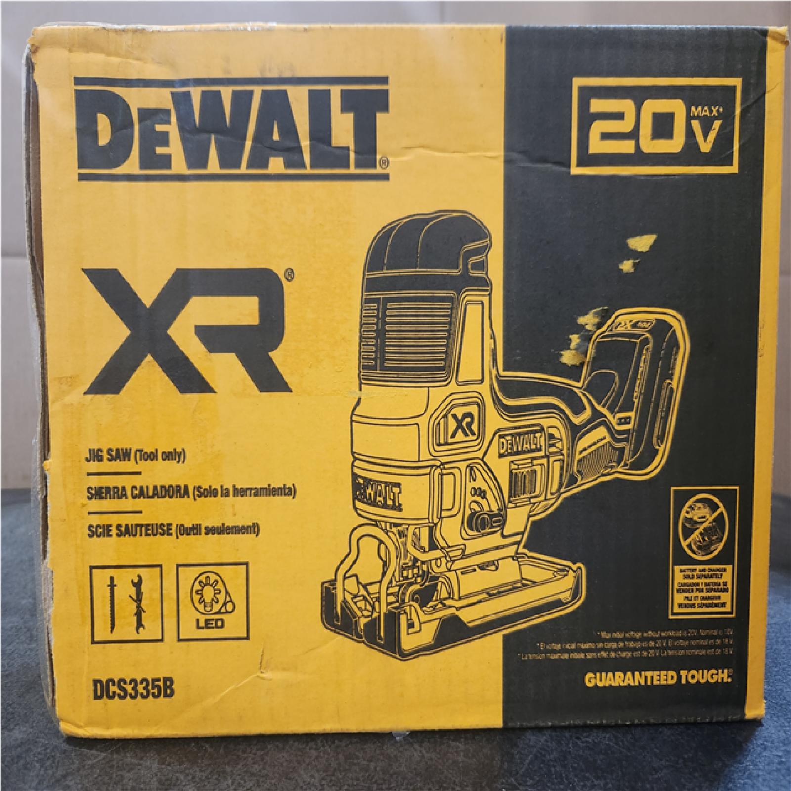 Phoenix NEW DEWALT 20V MAX XR Cordless Barrel Grip Jigsaw (Tool Only)