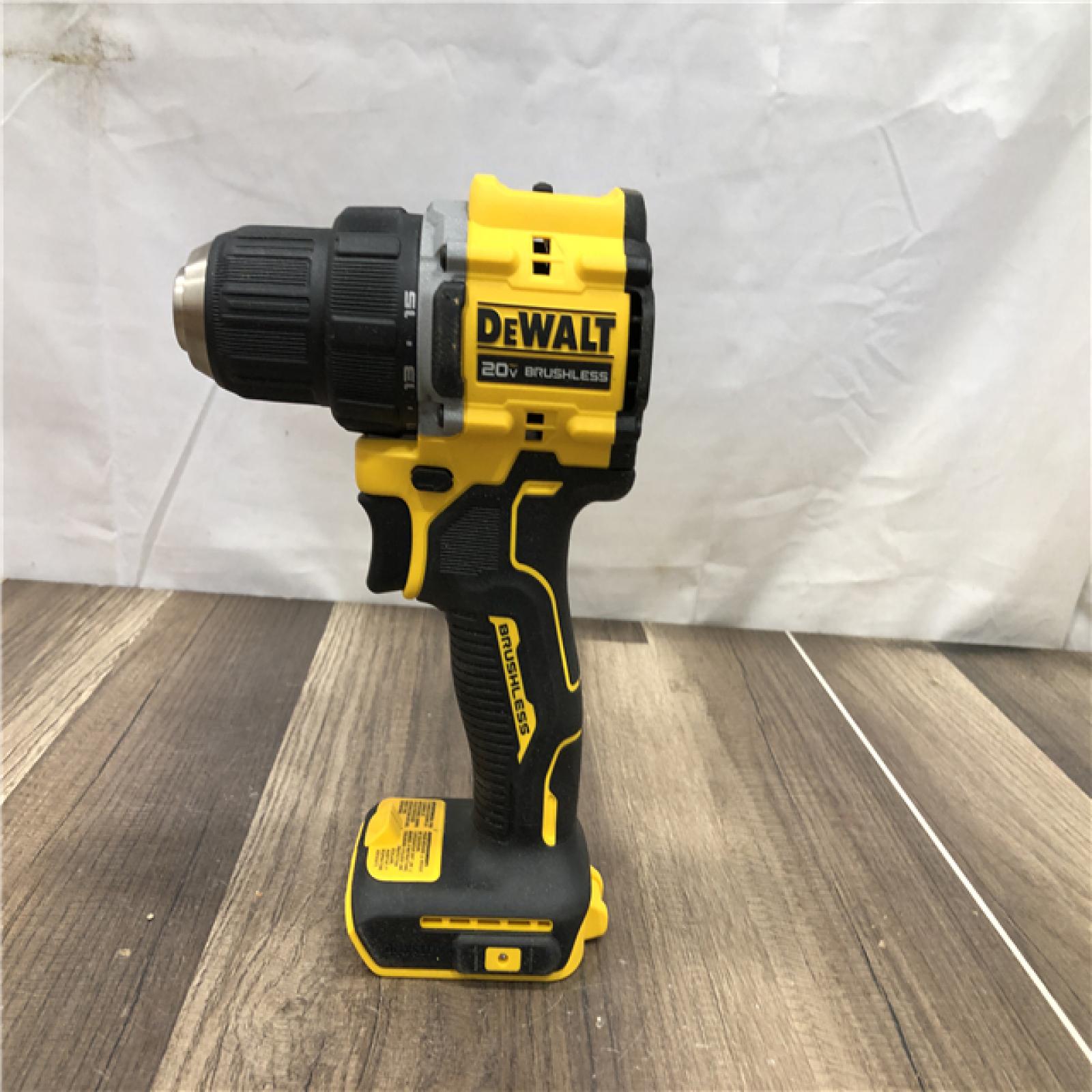 AS-IS DEWALT Atomic 20V Lithium-Ion Cordless Compact 1/2 in. Drill/Driver Kit