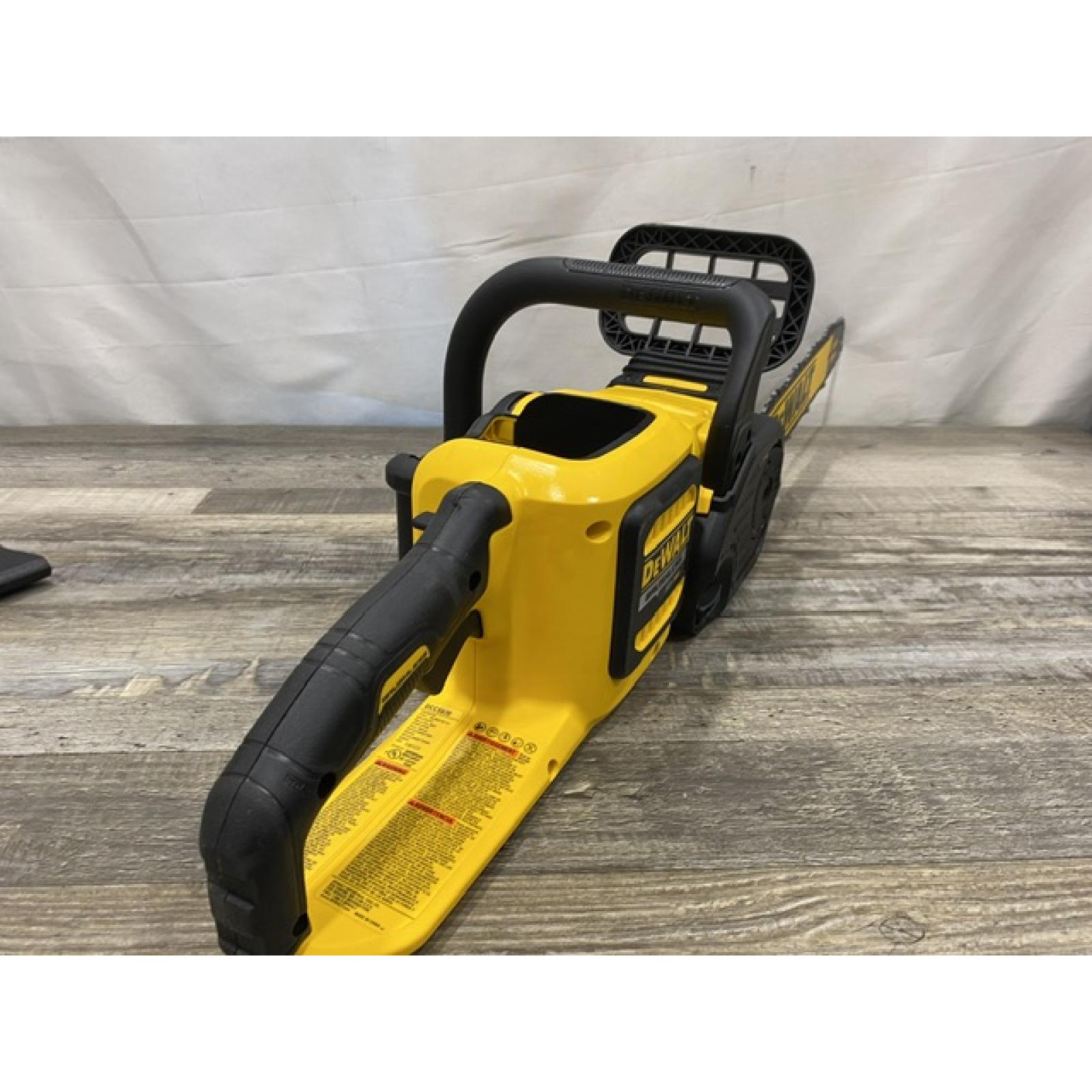 AS-IS DEWALT FLEXVOLT 60V MAX 16in. Brushless Cordless Battery Powered Chainsaw (Tool Only)