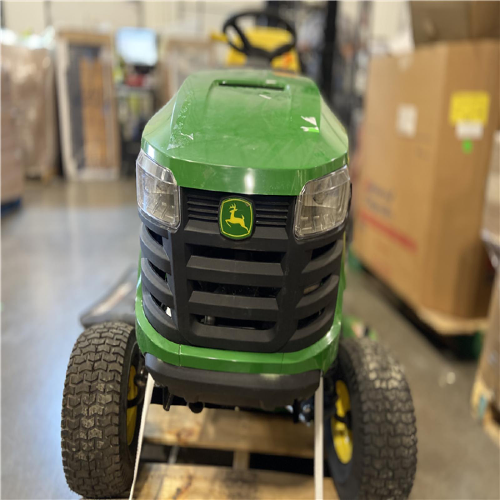 DALLAS LOCATION - John Deere S140 48 in. 22 HP V-Twin Gas Hydrostatic Riding Lawn Mower
