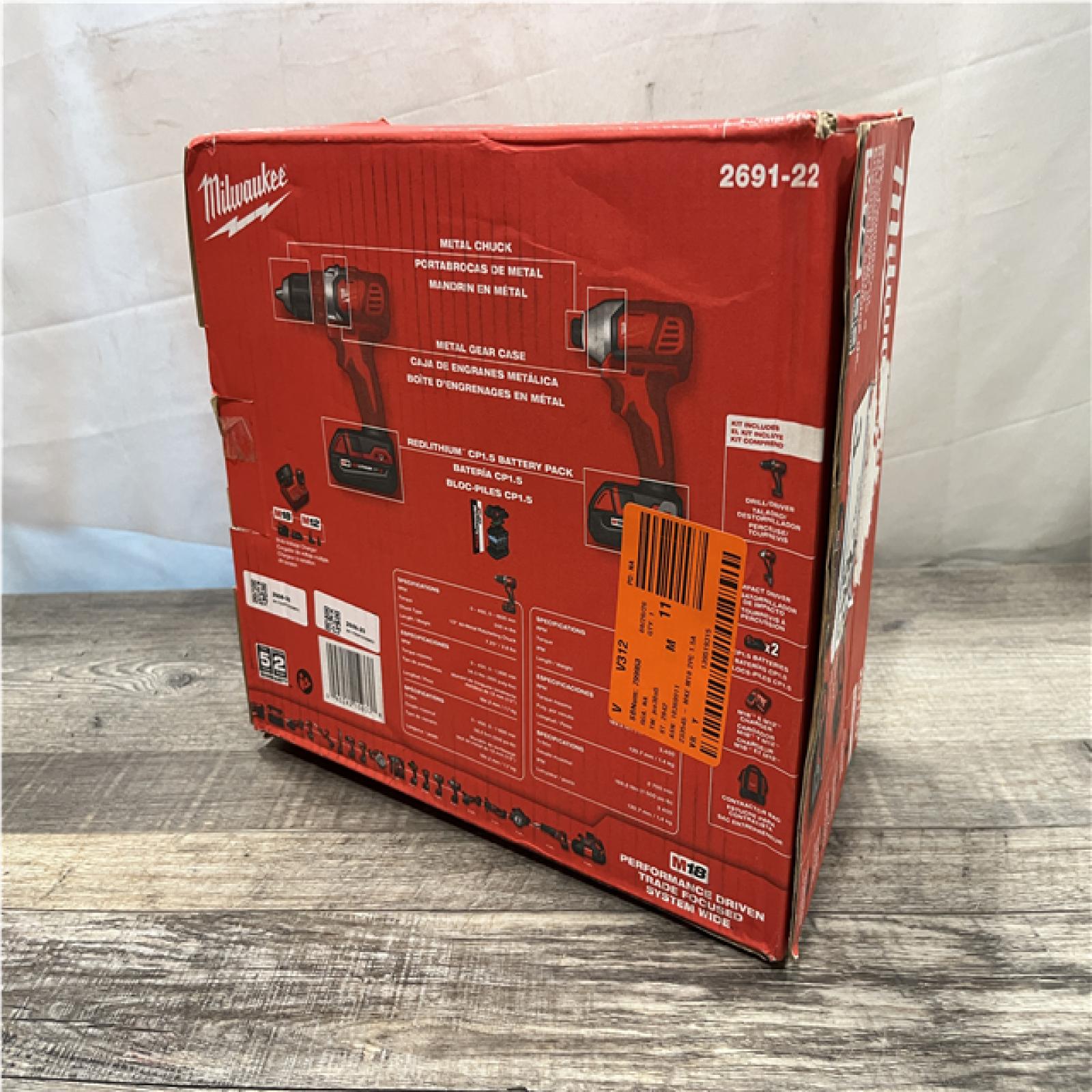 NEW - Milwaukee 18V Lithium-Ion Cordless Drill Driver/Impact Driver Combo Kit