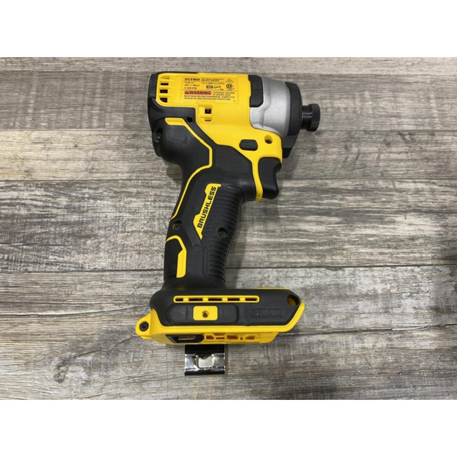 AS-IS DEWALT Atomic 20V Max Lithium-Ion Brushless Cordless Compact 1/4 in. Impact Driver Kit