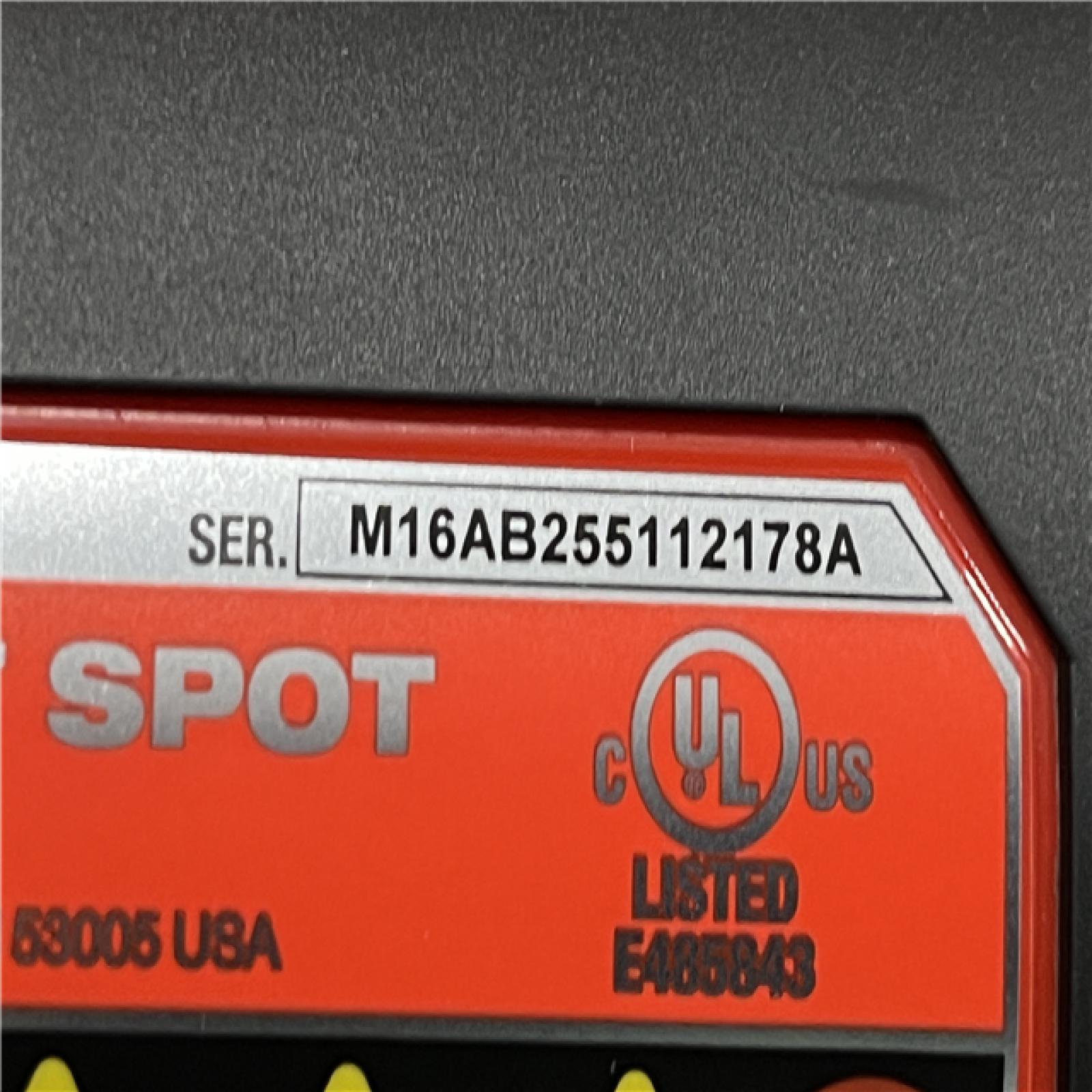 AS-IS Milwaukee 12V Lithium-Ion Cordless Compact Spot Blower (Tool-Only)