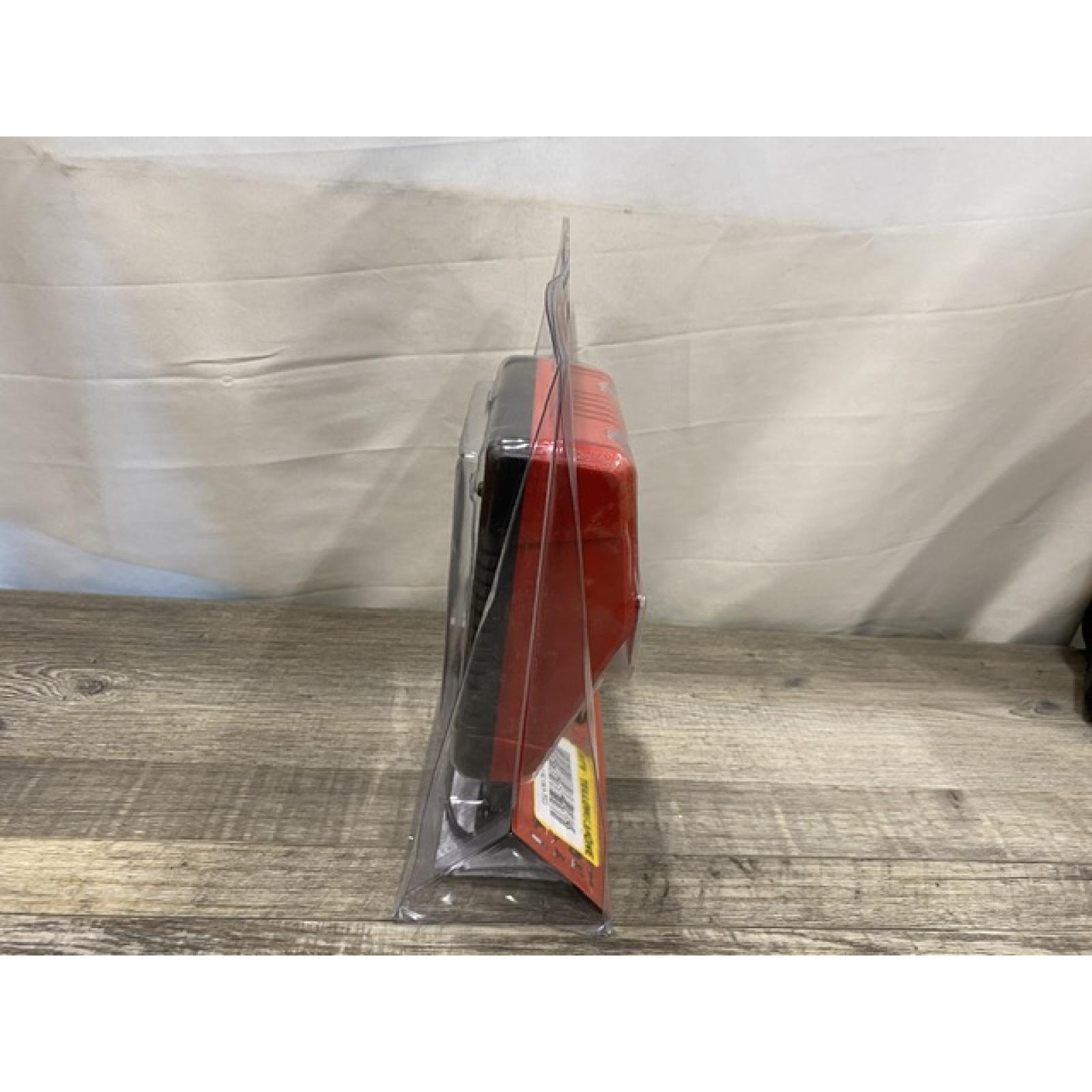 NEW - Milwaukee 18-Volt Lithium-Ion XC Starter Kit with One 5.0Ah Battery and Charger