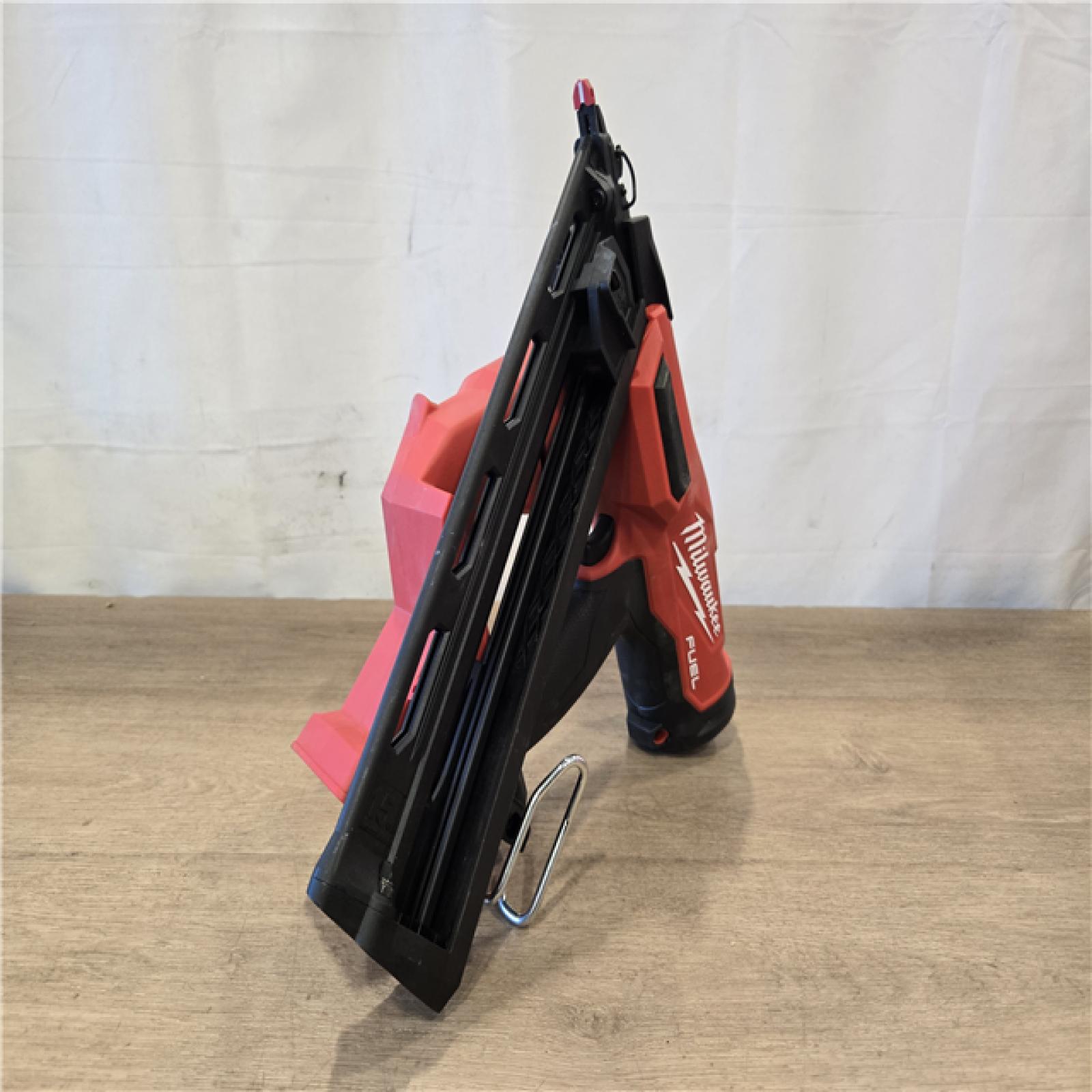 AS-IS Milwaukee FUEL 18V Cordless Gen II 15-Gauge Angled Finish Nailer (Tool-Only)