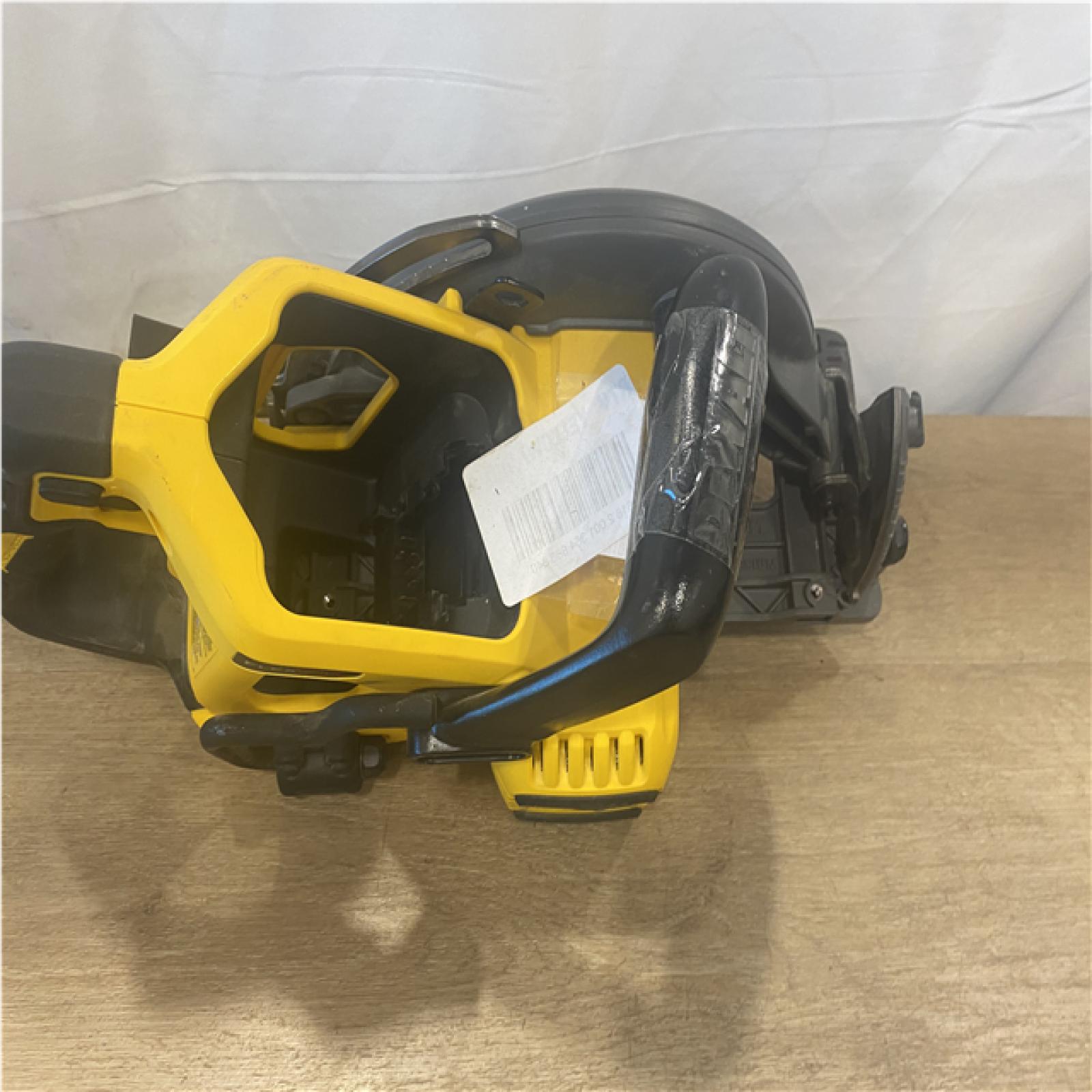 AS-IS DEWALT FLEXVOLT 60V MAX Cordless Brushless 7-1/4 in. Wormdrive Style Circular Saw (Tool Only)