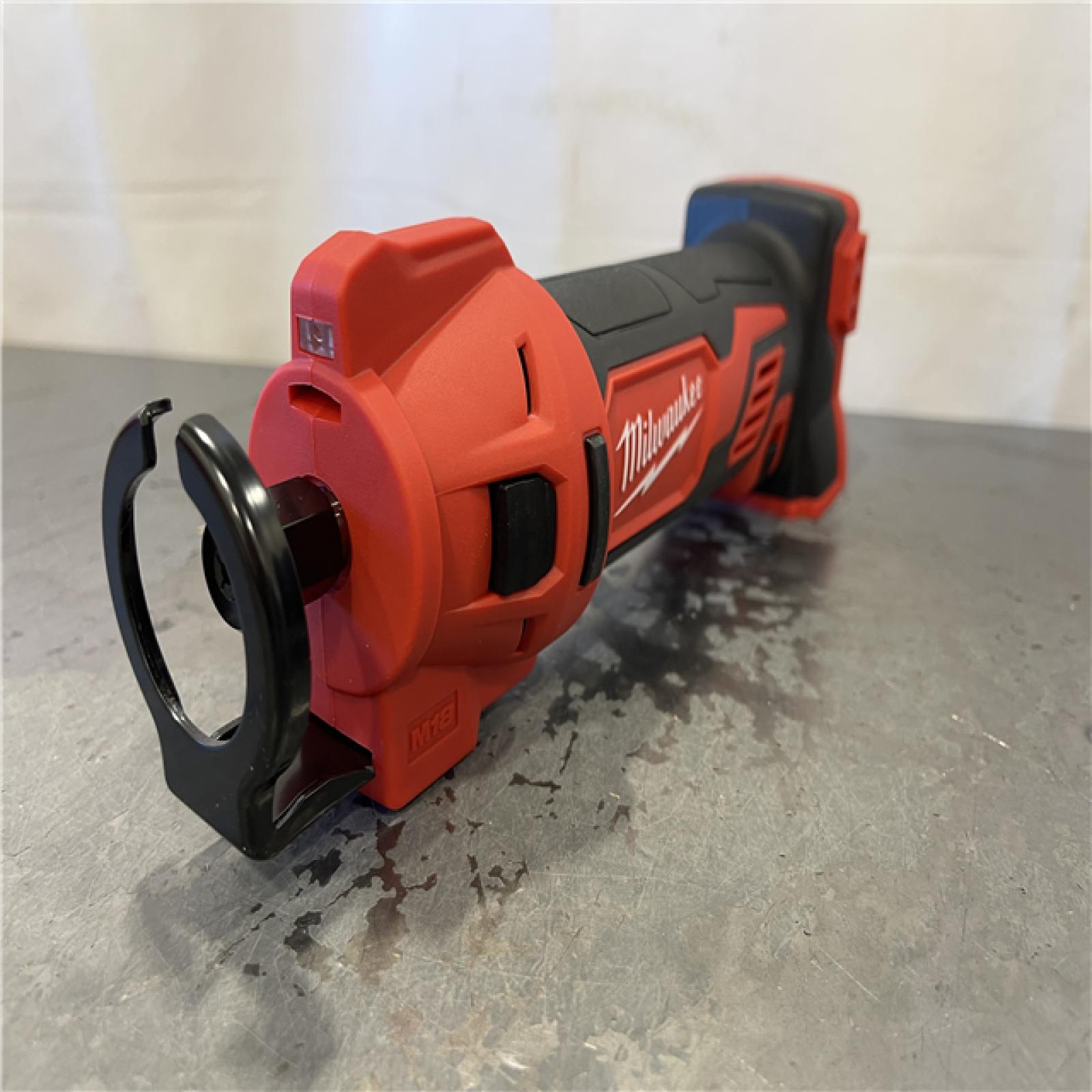 AS-IS - Milwaukee M18 18V Lithium-Ion Cordless Drywall Cut Out Rotary Tool
