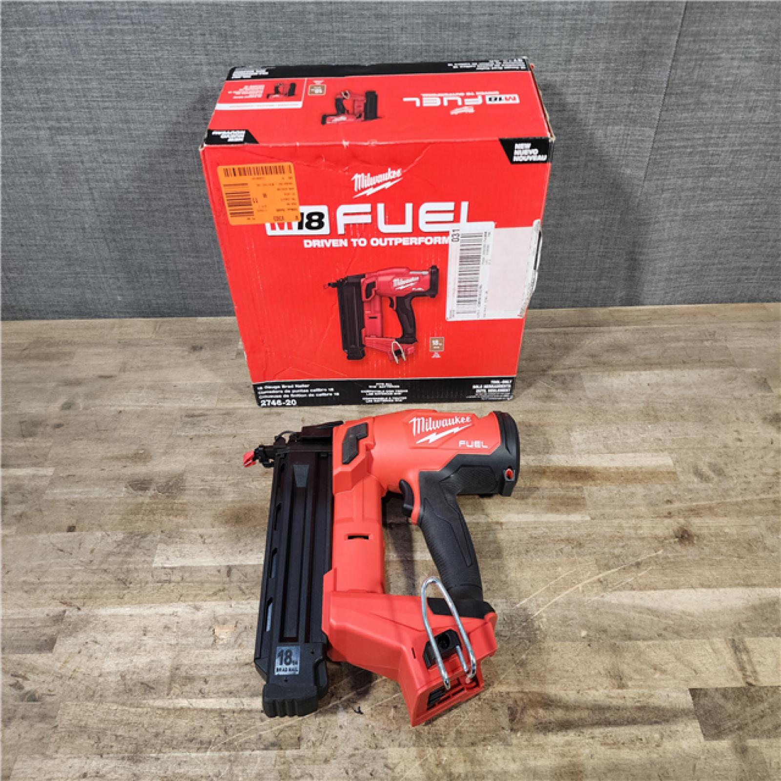 HOUSTON LOCATION - AS-IS (APPEARS LIKE NEW) Milwaukee M18 Fuel 18V Brushless 18-Gauge Brad Nailer 2746-20 (Bare Tool)