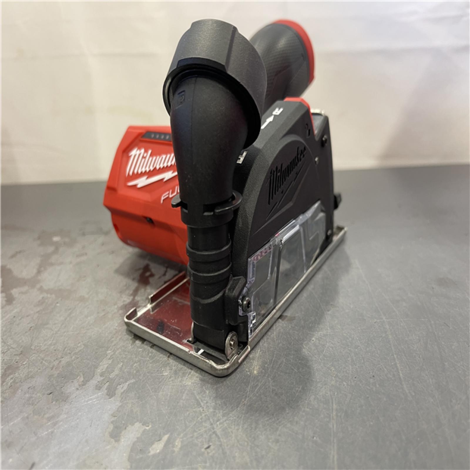 AS-IS - Milwaukee M12 FUEL 12V Lithium-Ion Brushless Cordless 3 in. Cut Off Saw