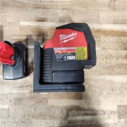 HOUSTON LOCATION - AS - IS Milwaukee Green 125 Ft. Cross Line and Plumb Points Laser Level Kit