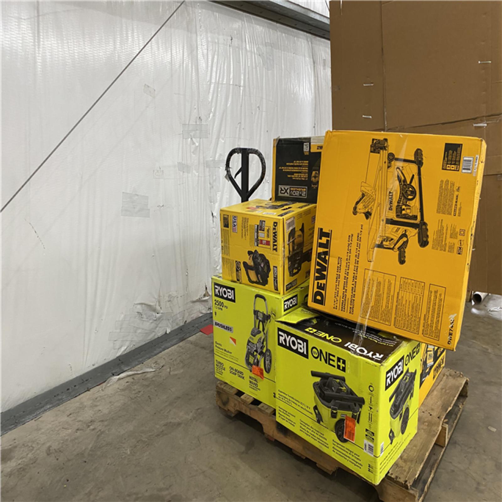 Houston Location AS IS - Tool Pallet