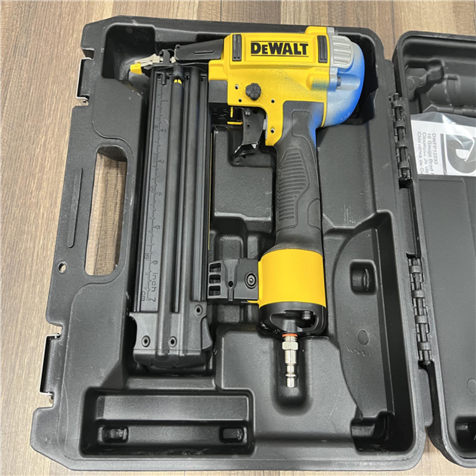 AS-IS DeWalt DWFP12233 18 Gauge Precision Point Brad Nailer with Selectable Trigger