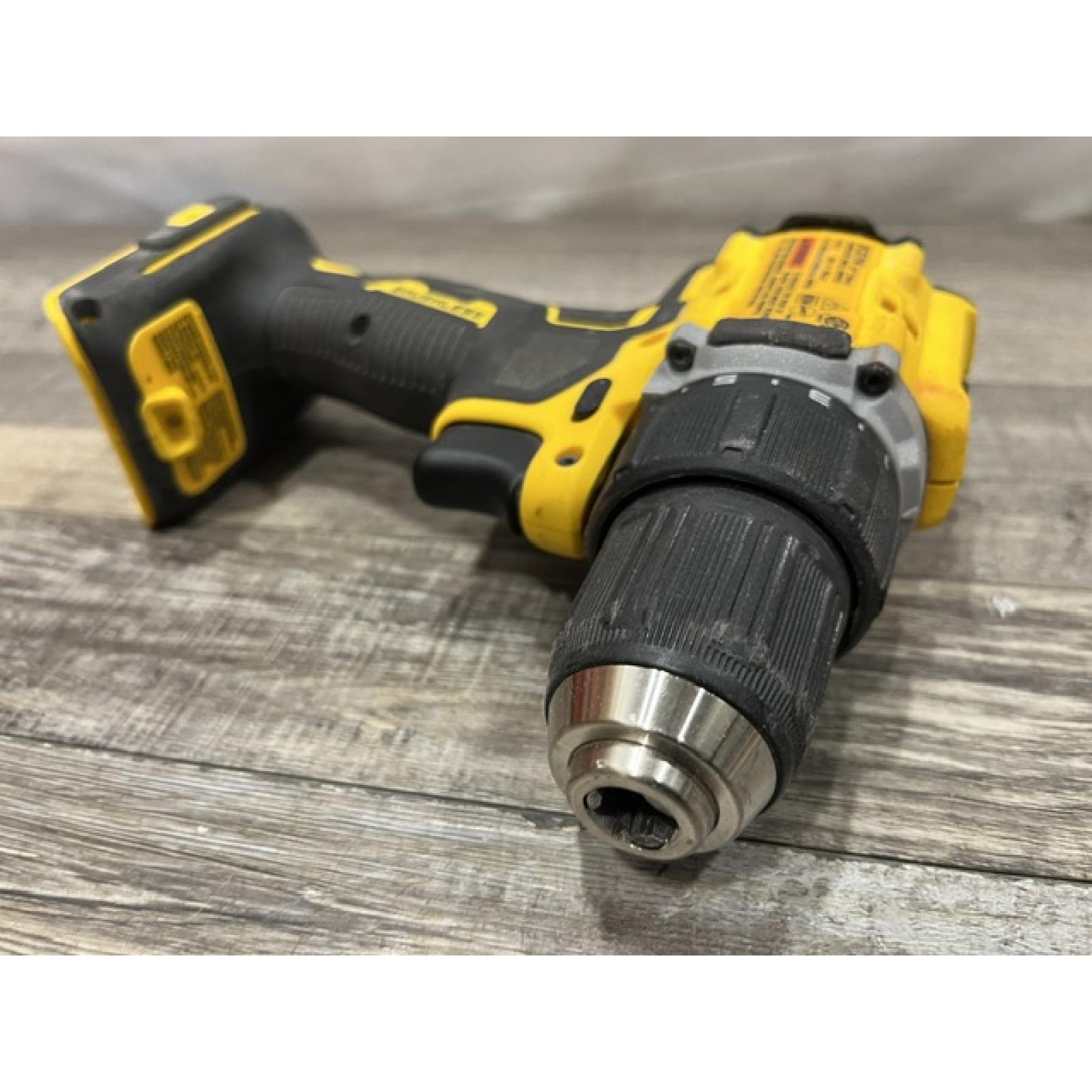 AS-IS DEWALT Atomic 20V Lithium-Ion Cordless Compact 1/2 in. Drill/Driver Kit