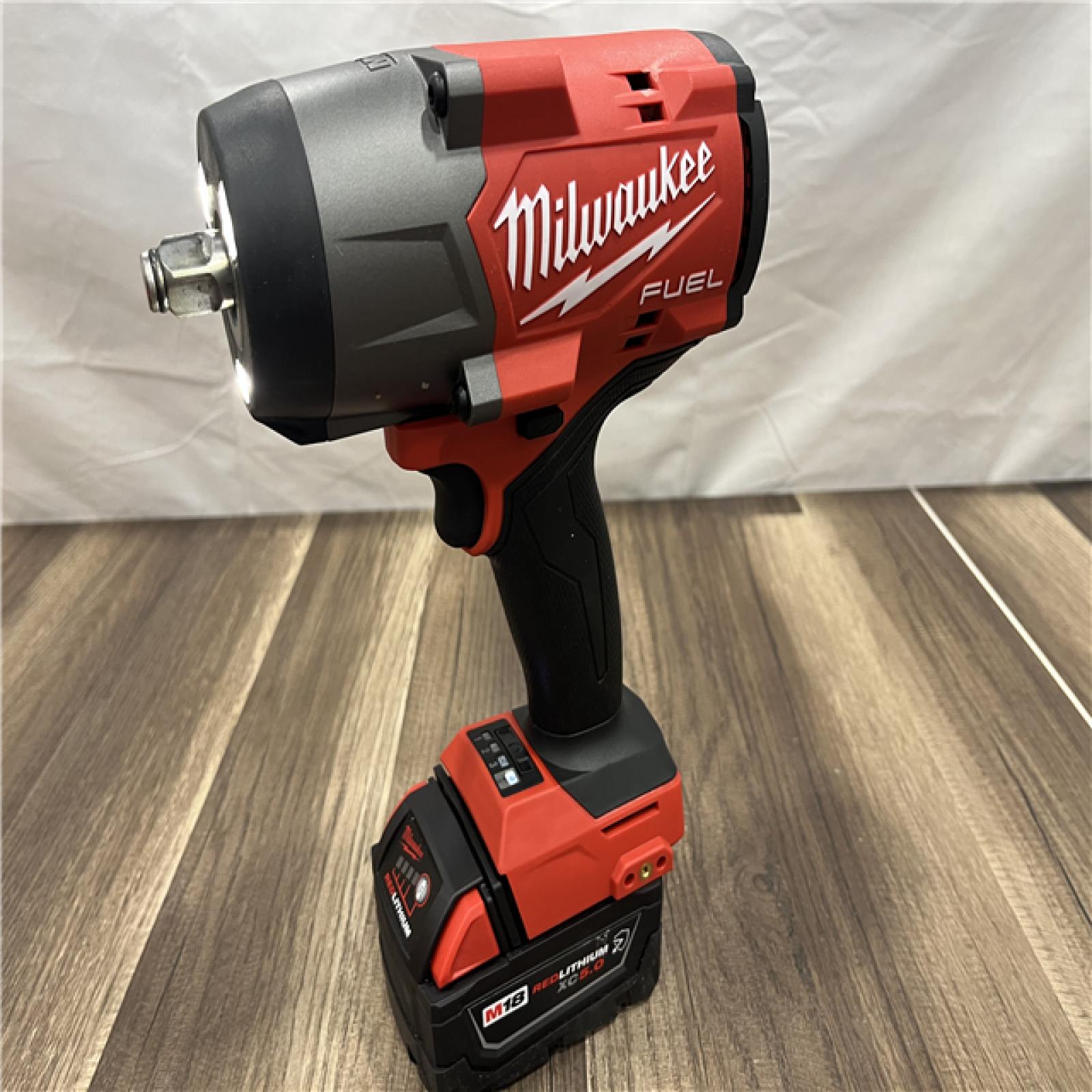 AS-IS Milwaukee M18 1/2 in. Cordless Brushless High Torque Impact Wrench Kit (Battery & Charger)