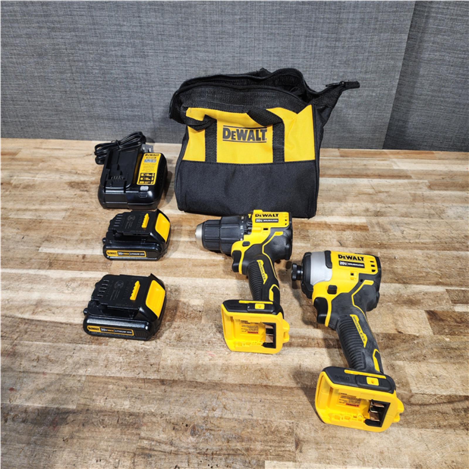 Houston Location AS-IS DeWalt Hammer Drill Driver / Impact Driver Combo Kit