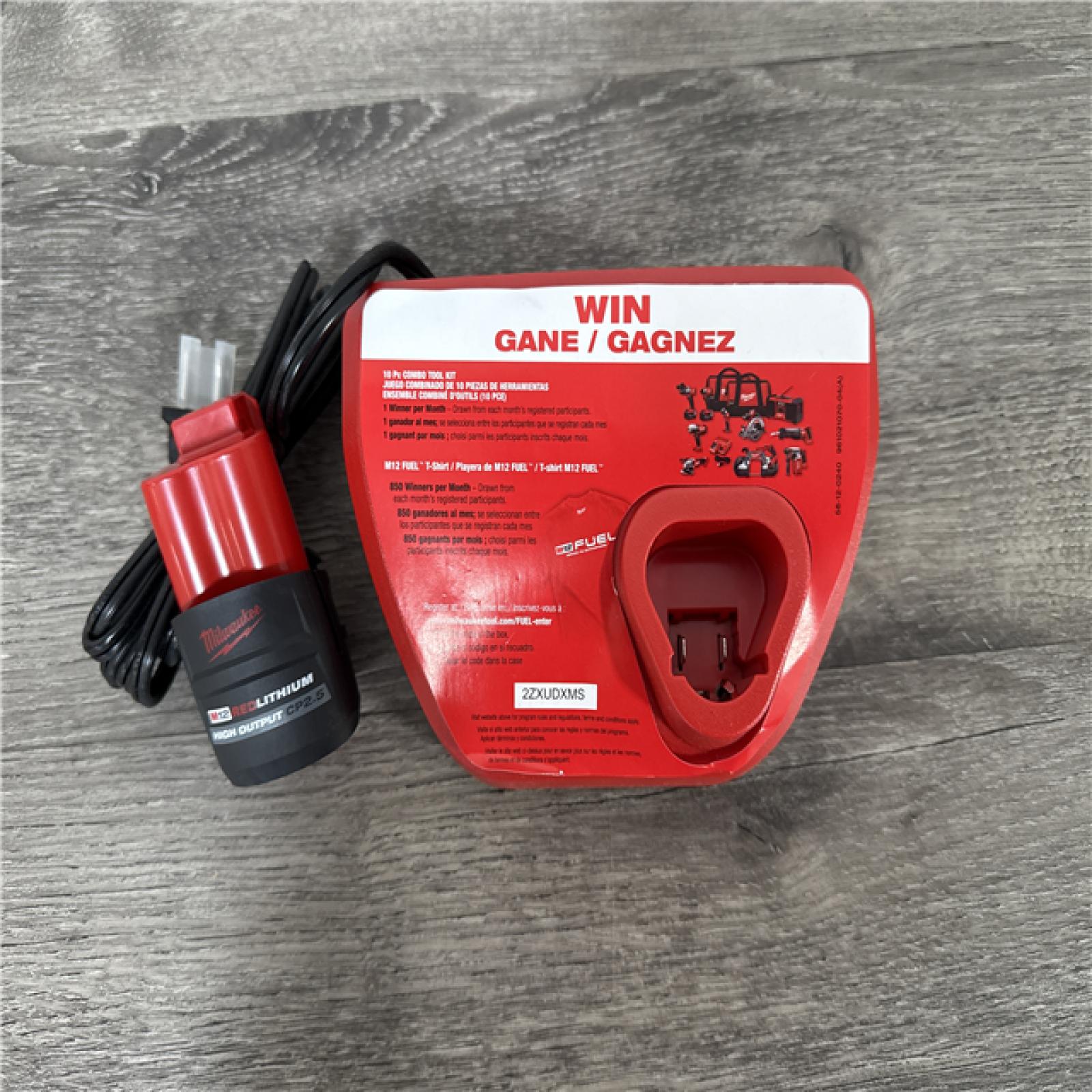 California NEW Milwaukee Hatchet 6 Pruning Saw Kit