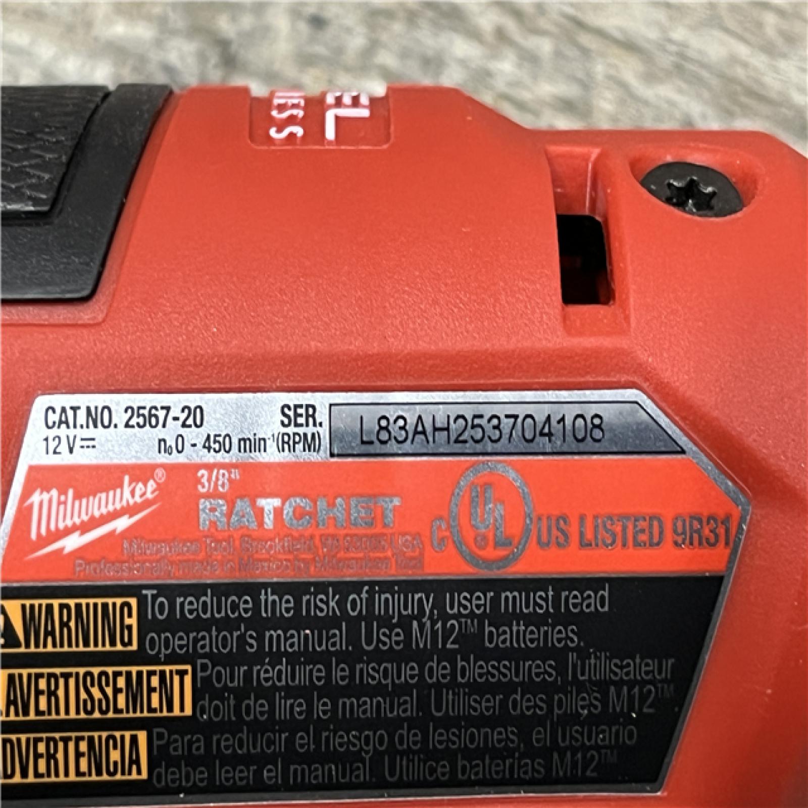 AS-IS Milwaukee FUEL 18V Cordless Mid Torque 1/2 in. Impact Wrench w/ 12 FUEL 3/8 in. Ratchet Combo Kit