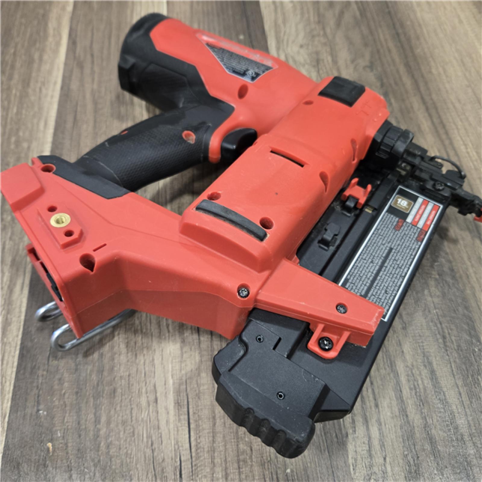GOOD  Milwaukee M18 FUEL 18 Gauge Brad Nailer