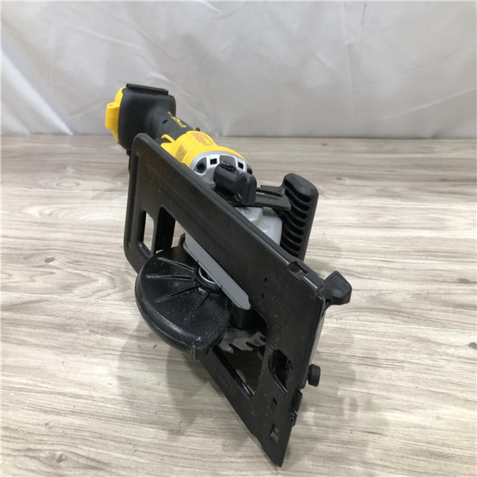 AS-IS DEWALT ATOMIC 20V MAX Cordless 4-1/2 in. Circular Saw (Tool Only)