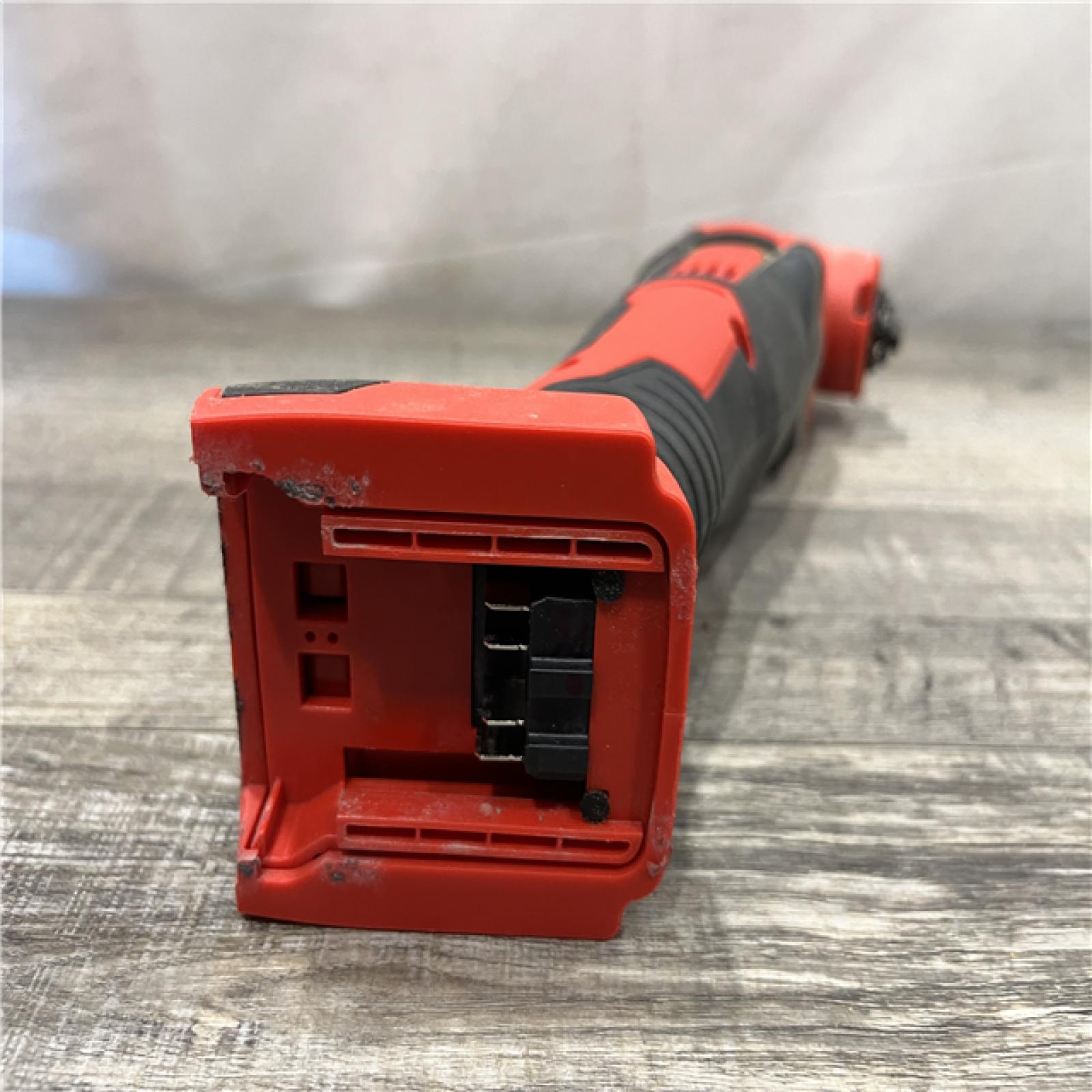 AS-IS Milwaukee 18V Lithium-Ion Cordless Oscillating Multi-Tool (Tool-Only)