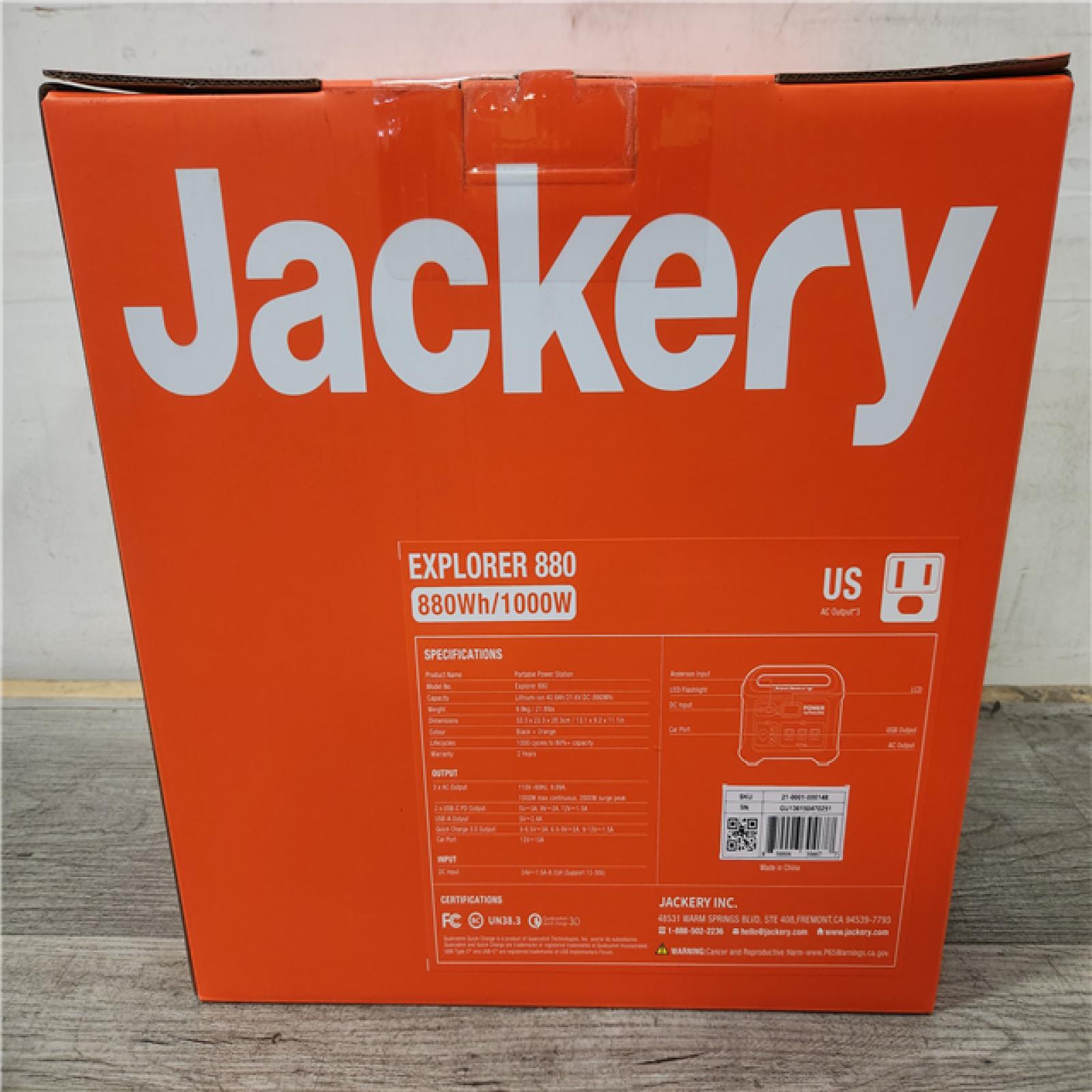 Phoenix Location NEW Jackery Explorer 880, 880Wh/1000W Model No: Explorer 880
