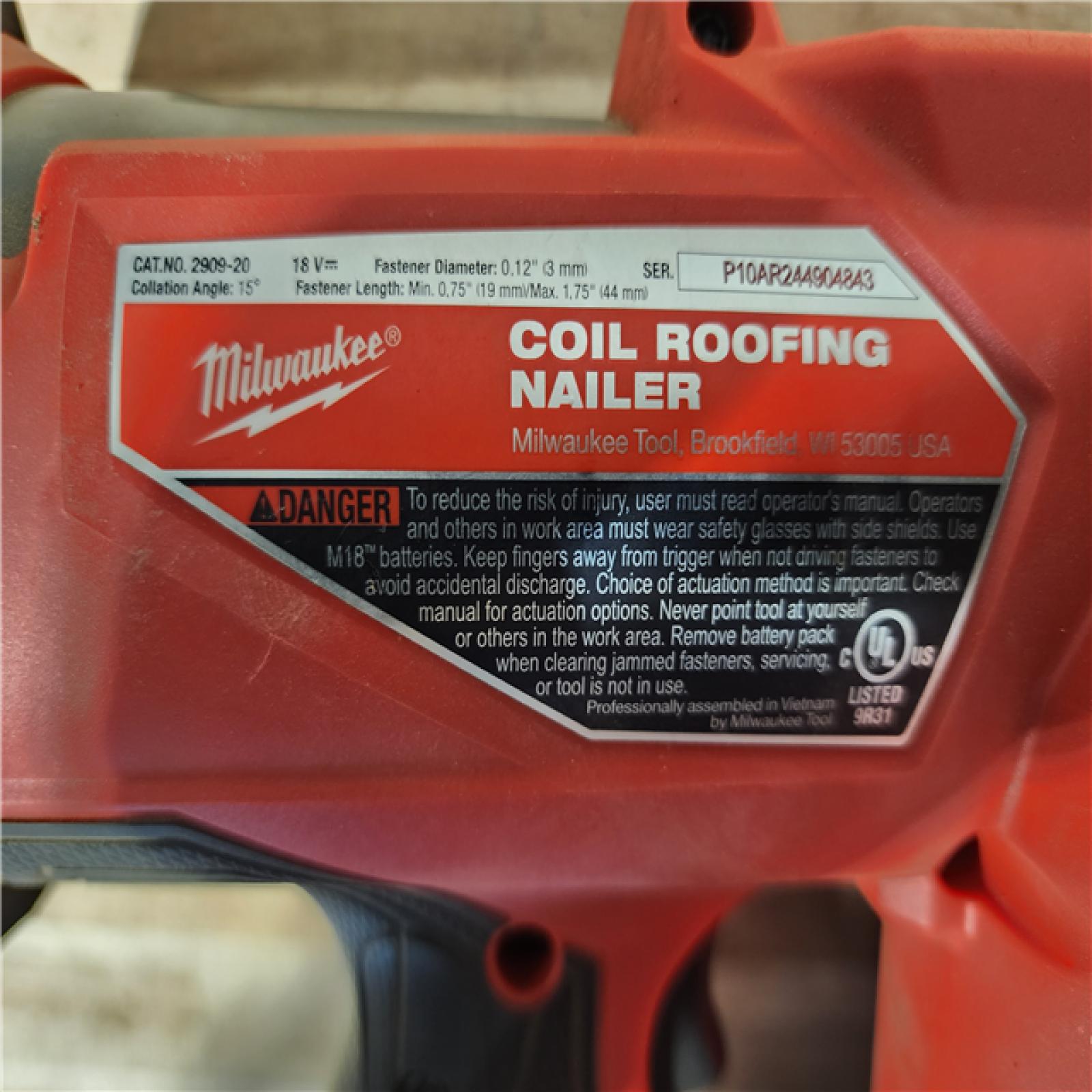HOUSTON LOCATION - AS-IS Milwaukee FUEL 18-Volt Lithium-Ion Brushless Cordless Coil Roofing Nailer (Tool Only)