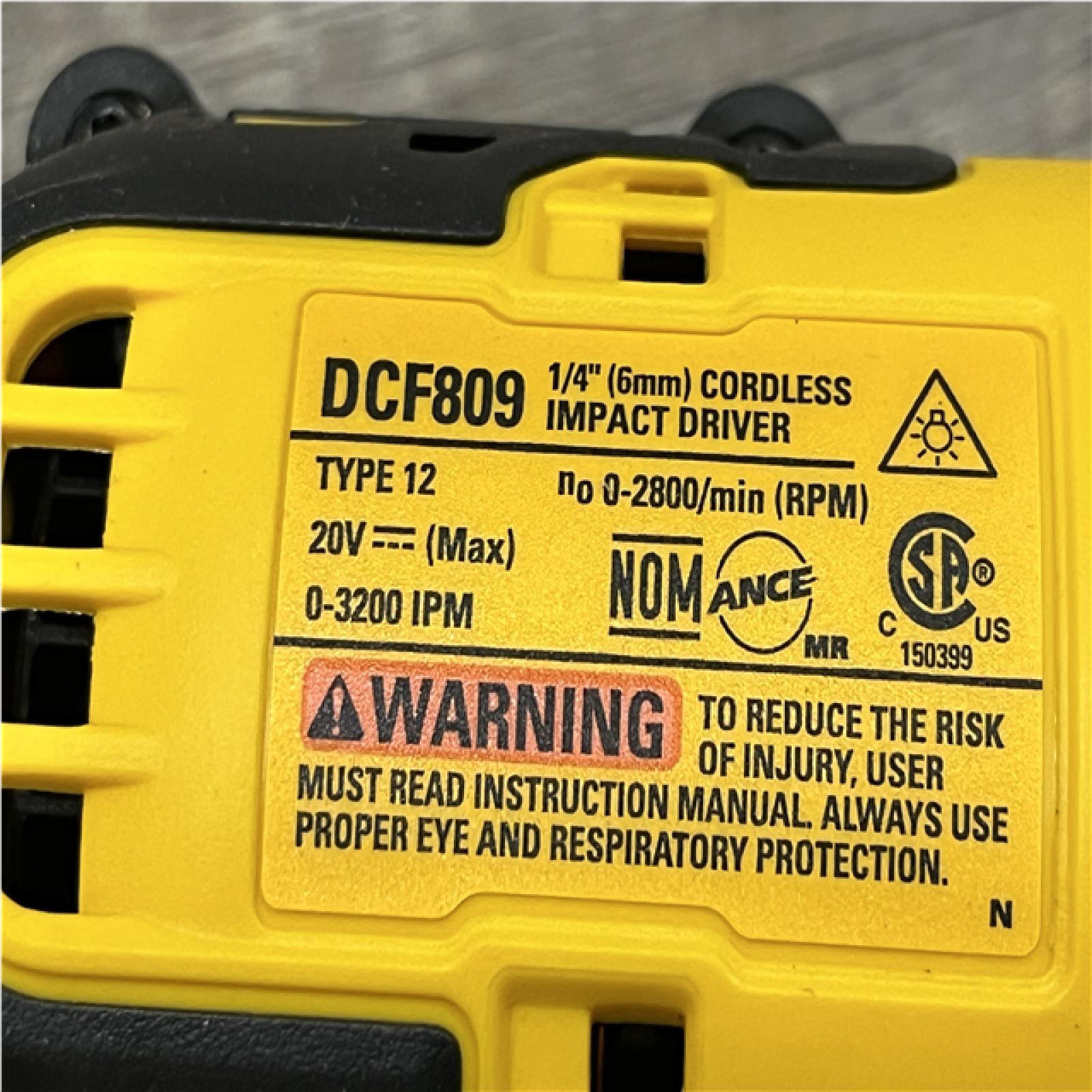 AS-IS DEWALT Atomic 20V Max Lithium-Ion Brushless Cordless Compact 1/4 in. Impact Driver Kit